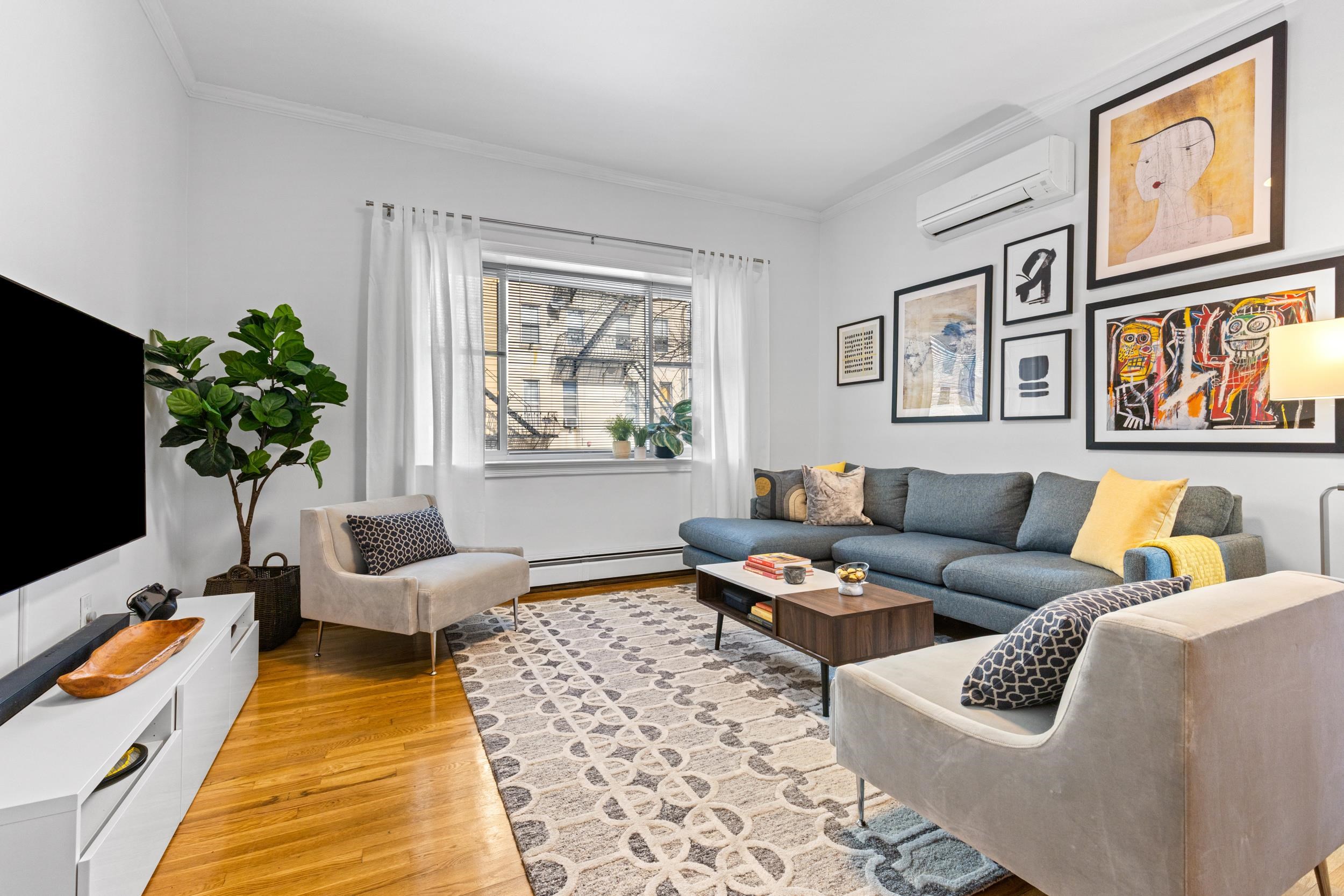 377 3RD ST - Photo 5