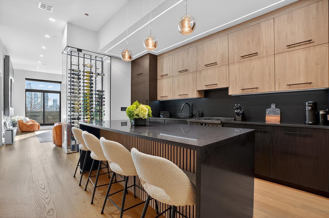 518-536 GREGORY AVE - Photo 4