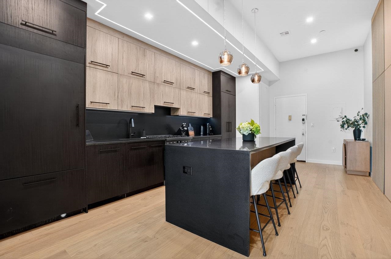 518-536 GREGORY AVE - Photo 5