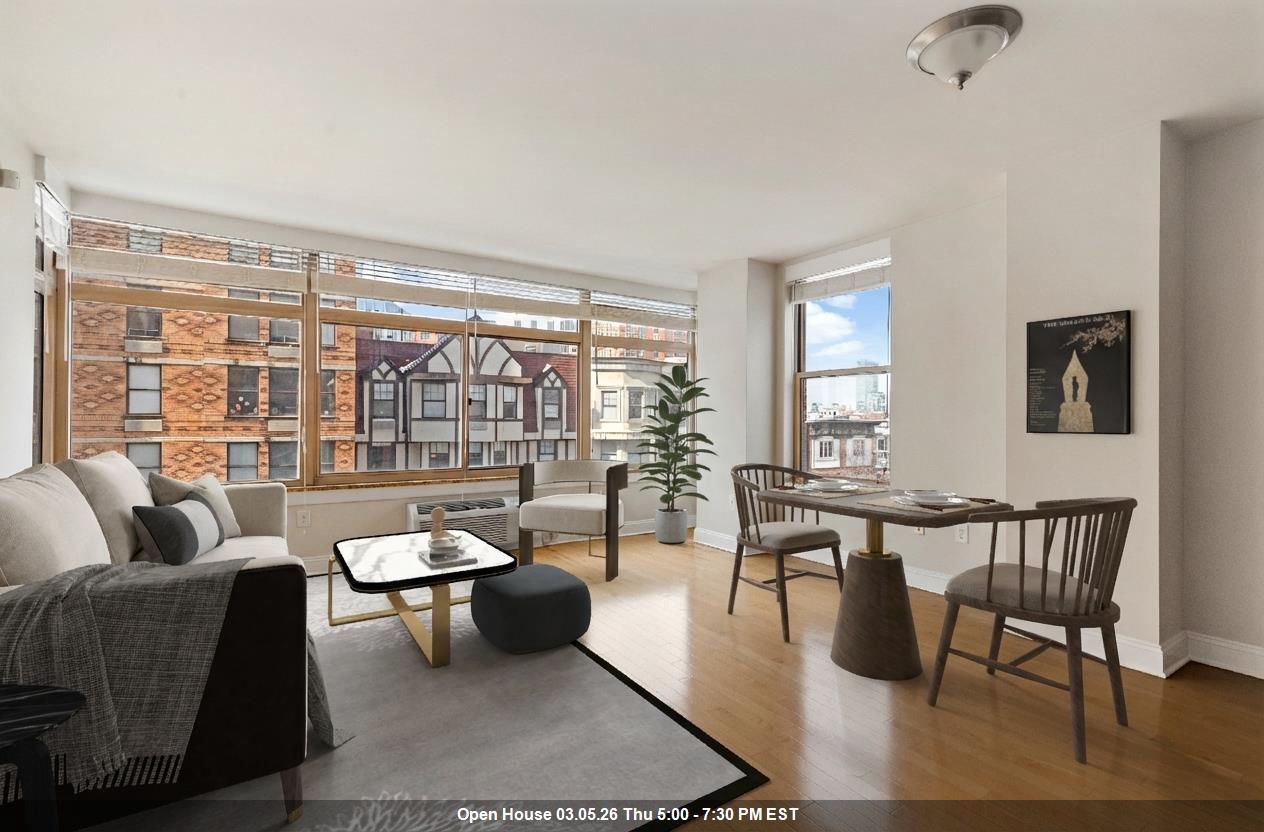 10 REGENT ST - Photo 1