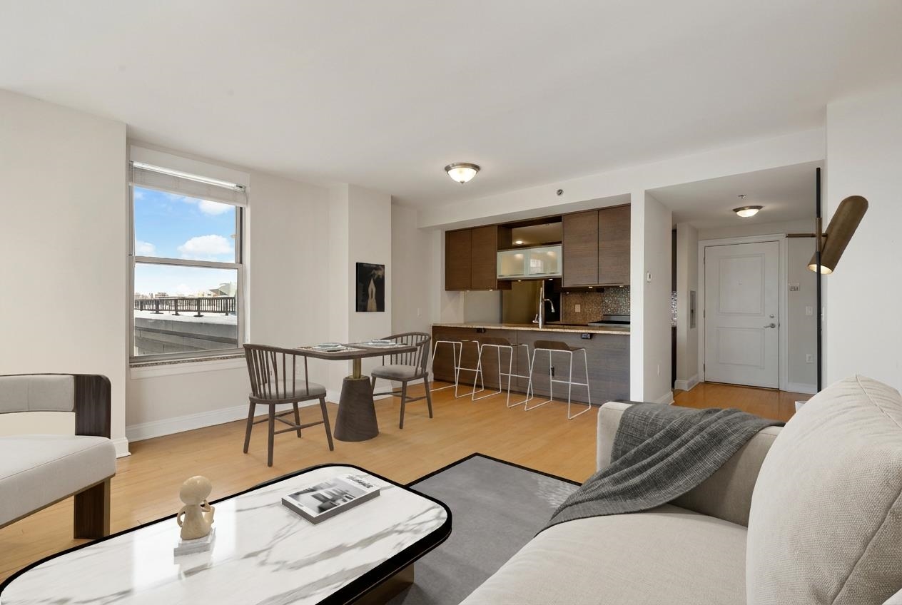 10 REGENT ST - Photo 4