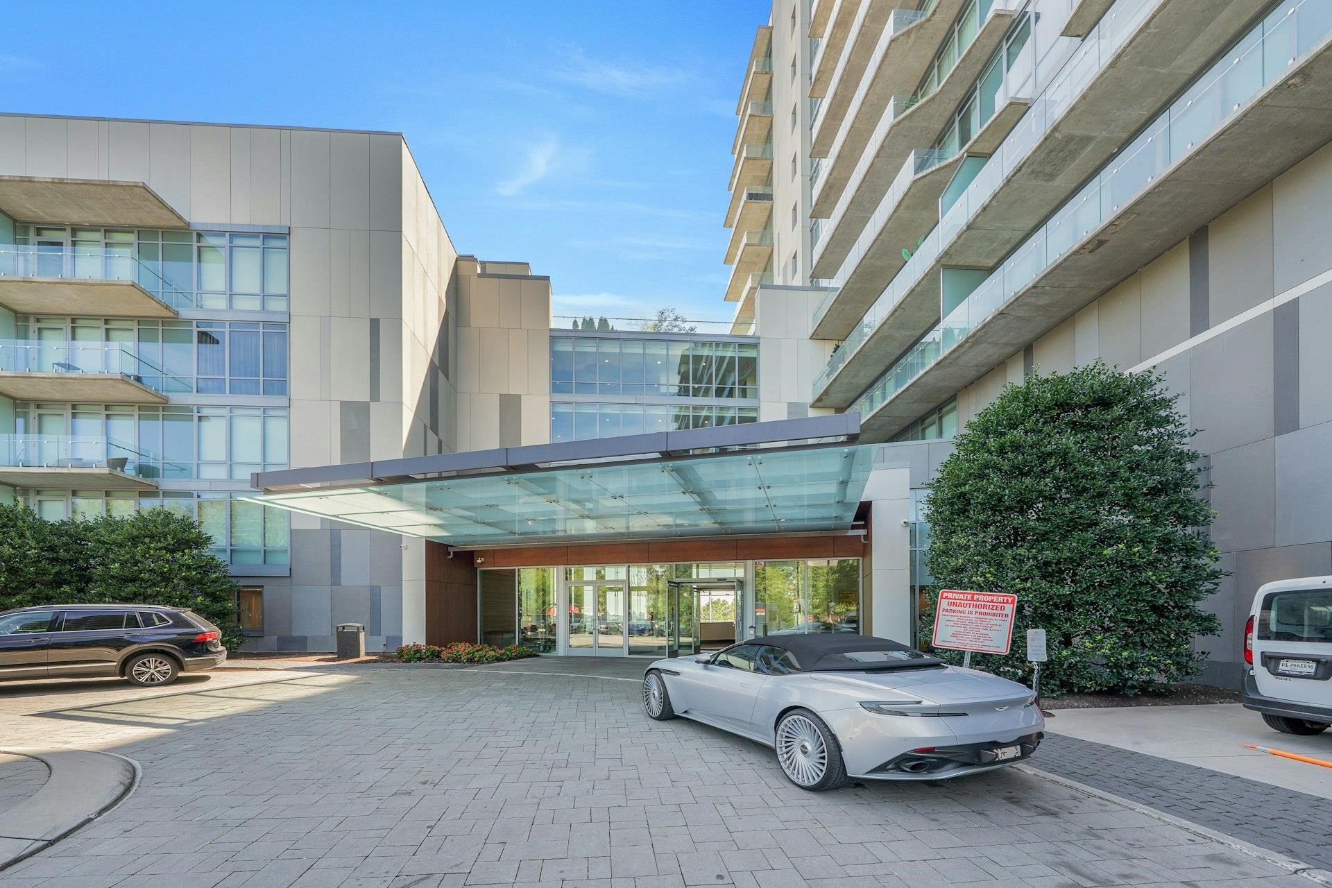 320 ADOLPHUS AVE - Photo 2