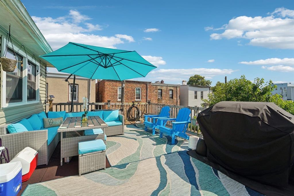 15 LINDEN AVE - Photo 3