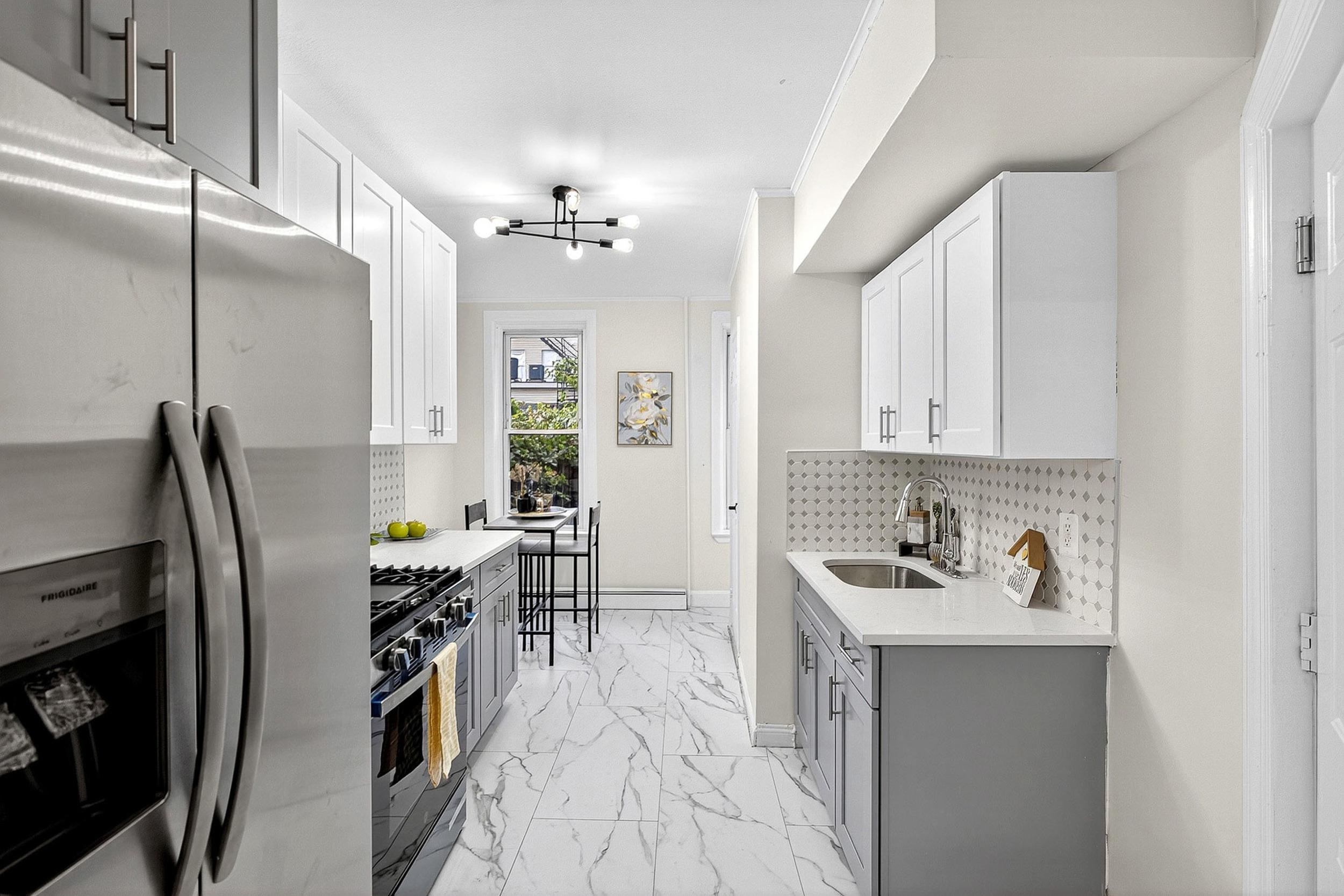 121 41ST ST - Photo 1