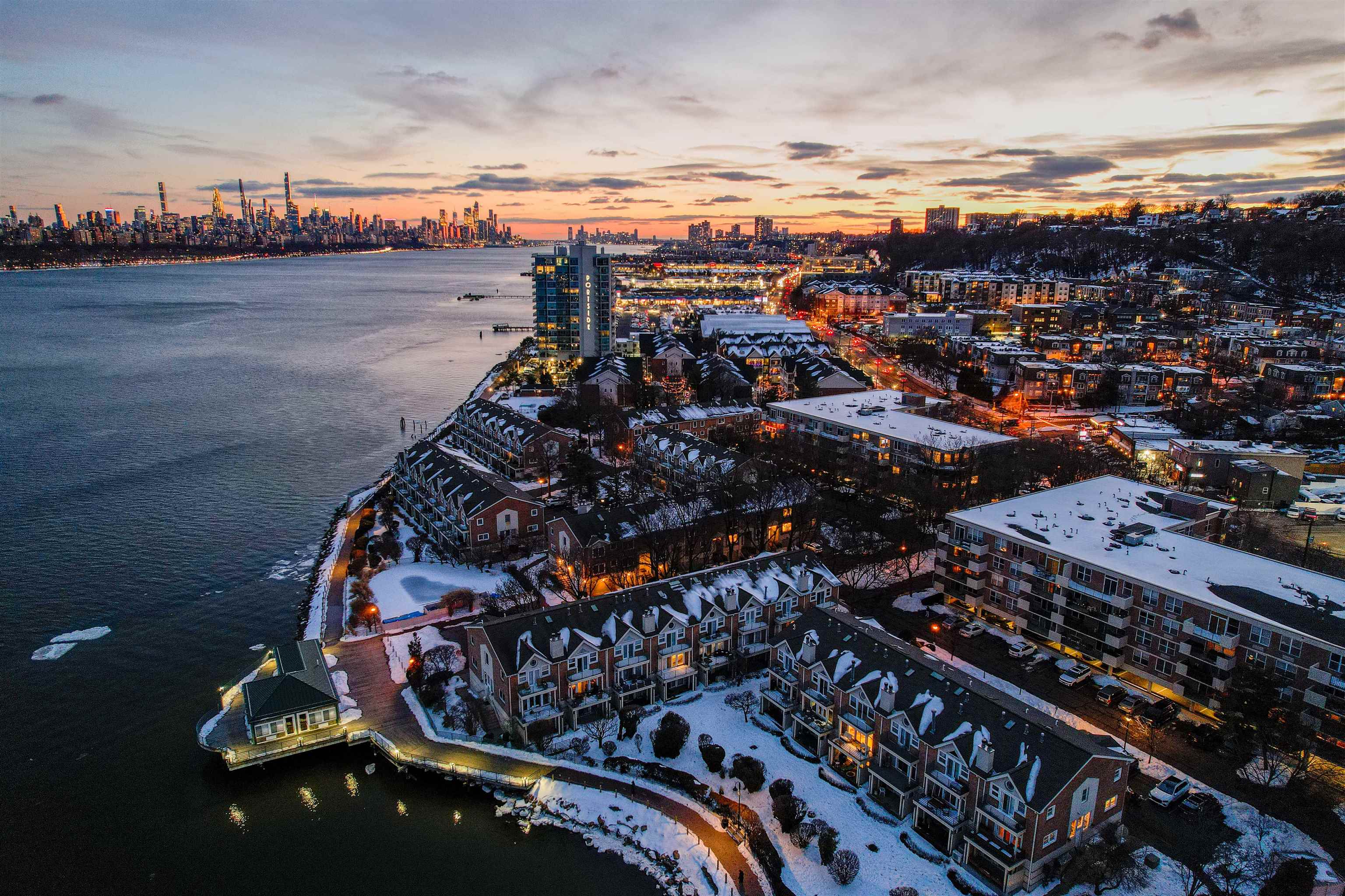 21 GRAND COVE WAY - Photo 1