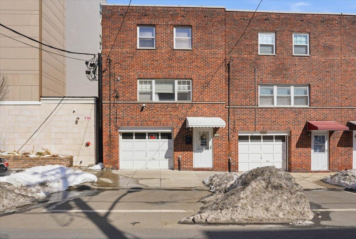 406a 50TH ST - Photo 1