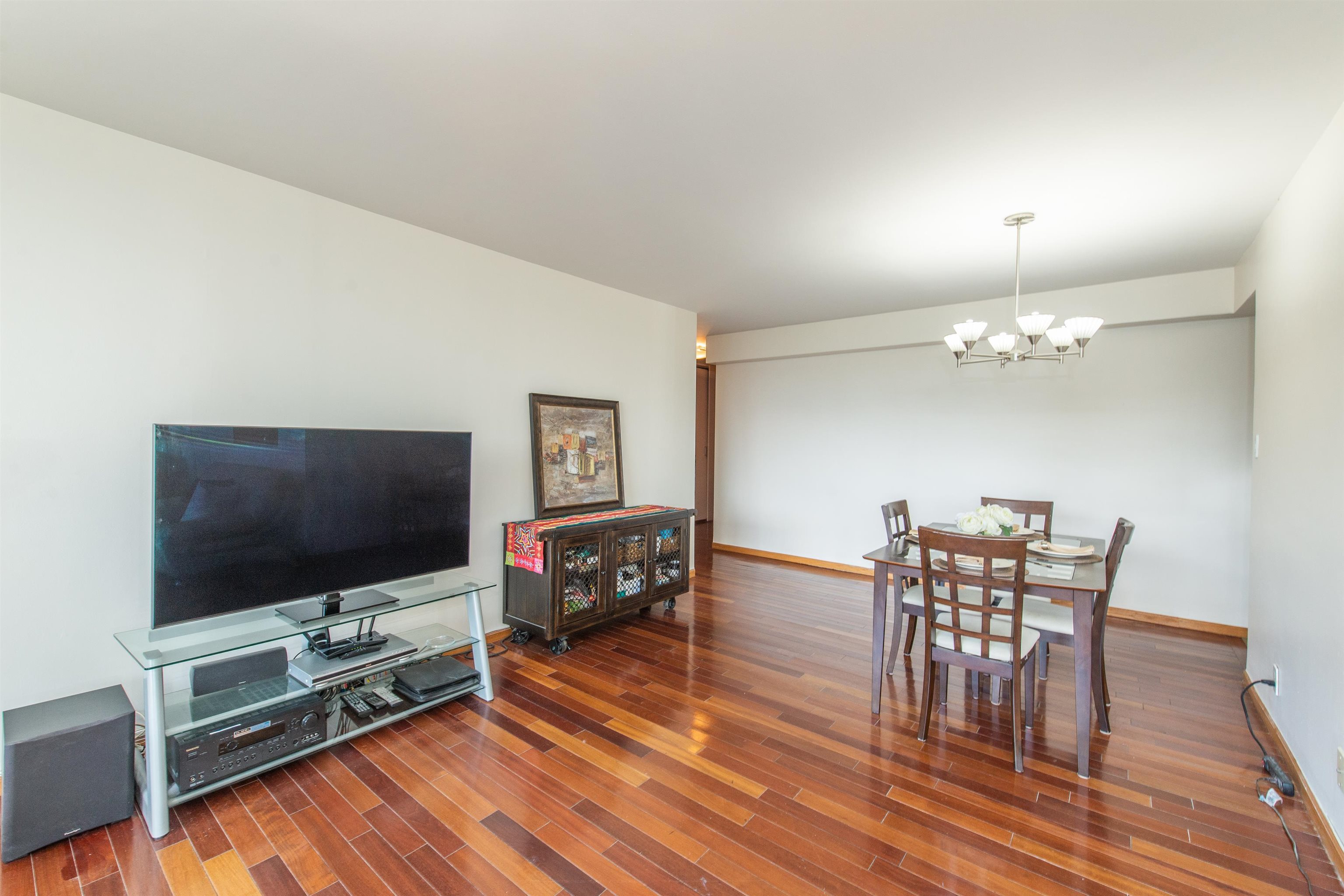 6050 BLVD EAST - Photo 4