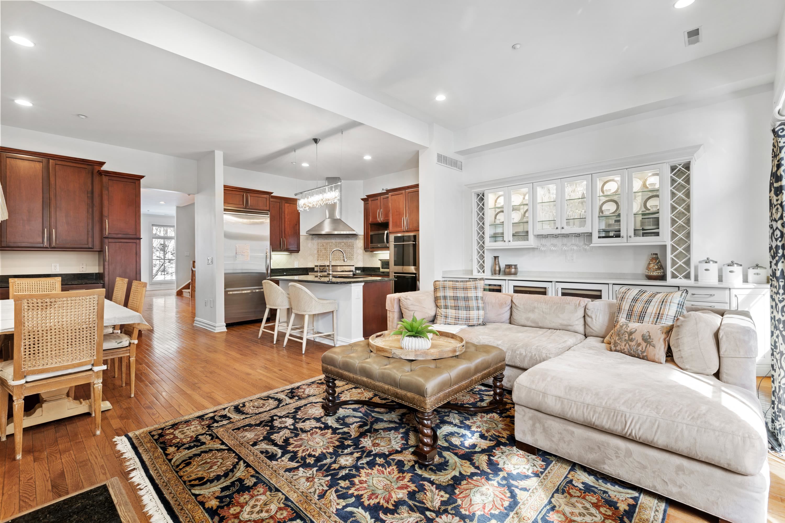 36 REGENCY PL - Photo 2