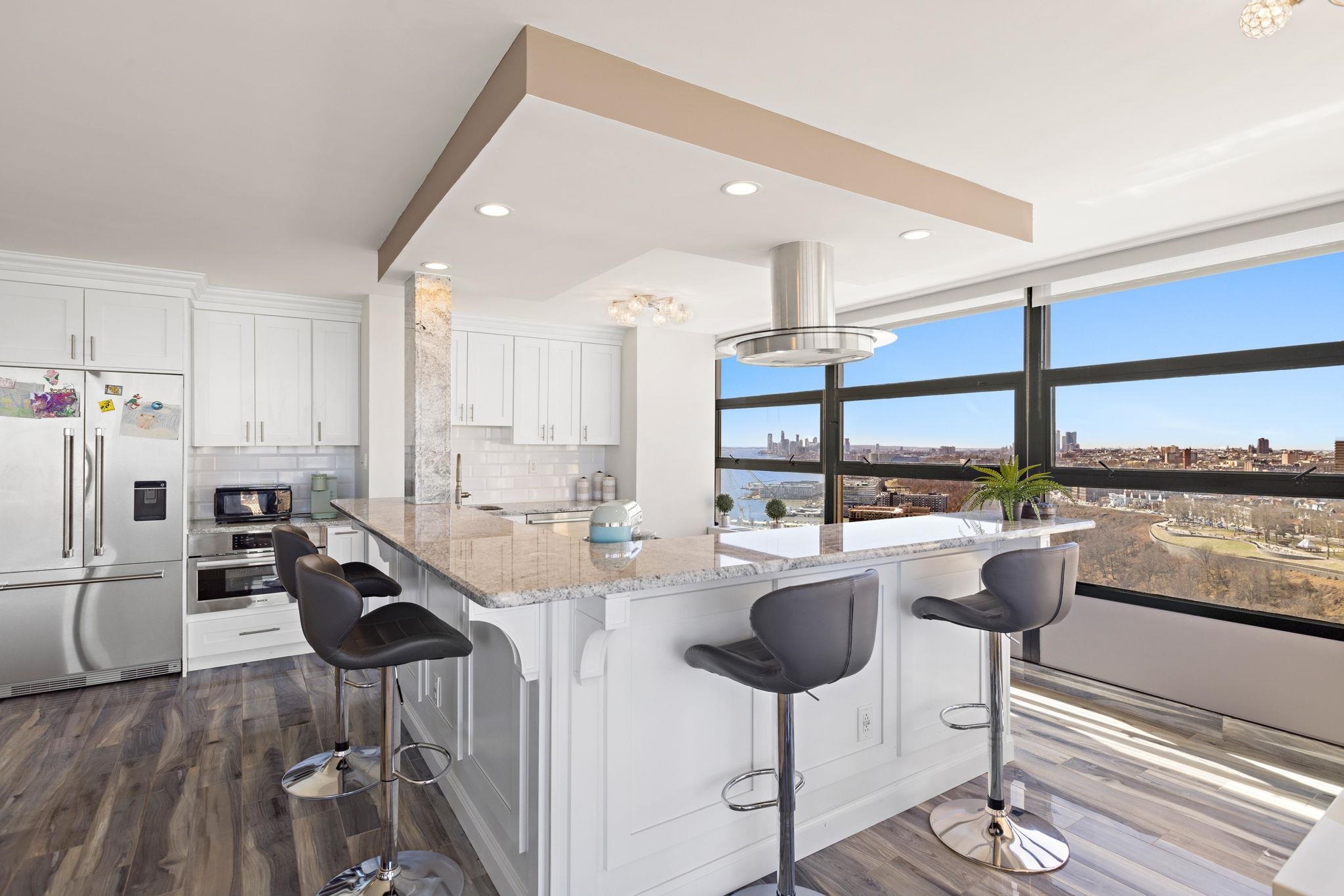 6050 JOHN F KENNEDY BLVD - Photo 2