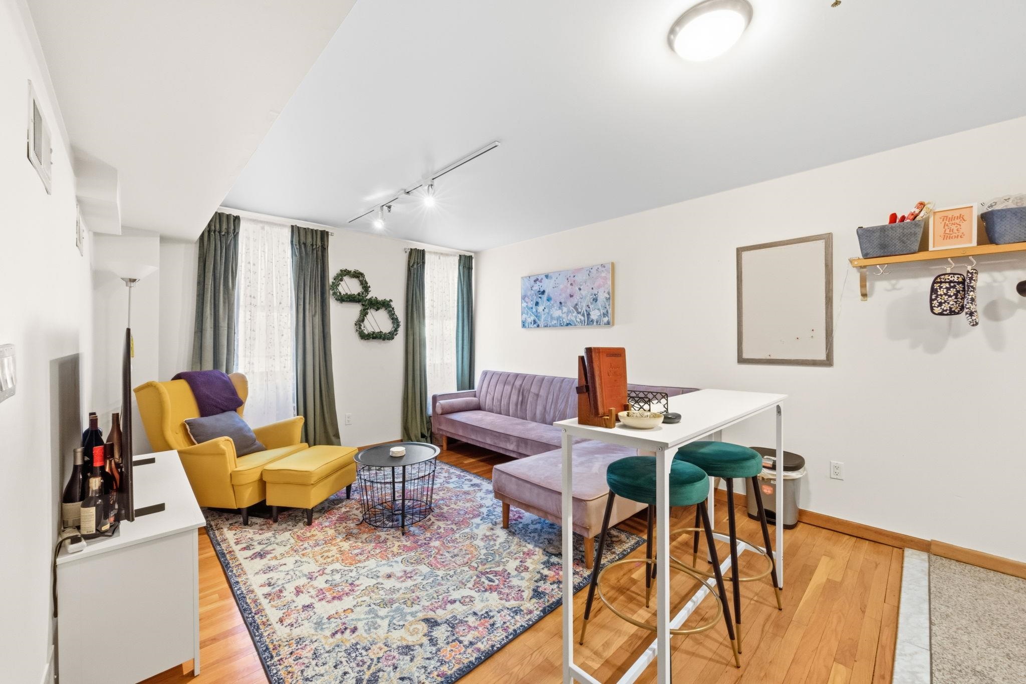 180 WASHINGTON ST - Photo 2