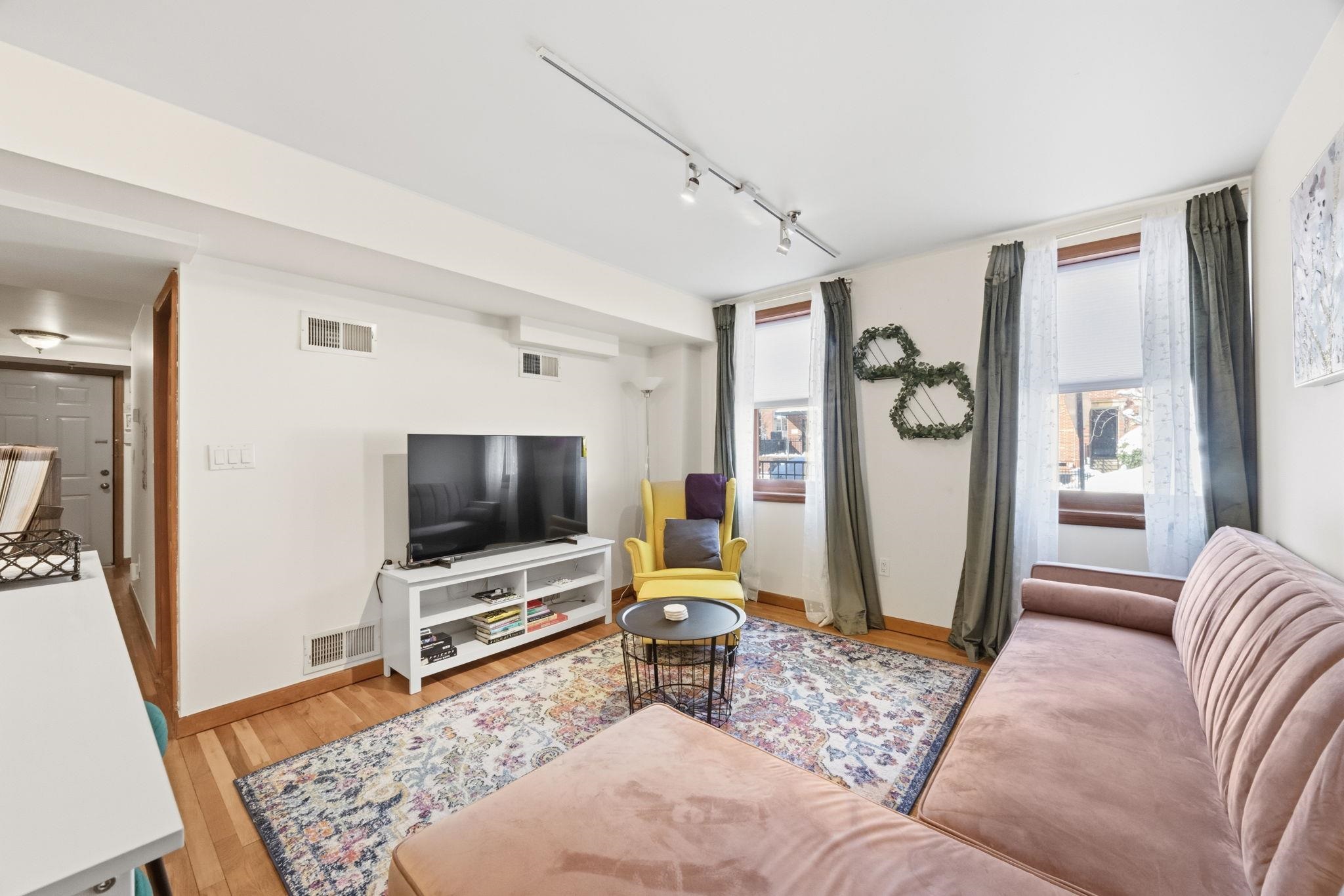 180 WASHINGTON ST - Photo 4