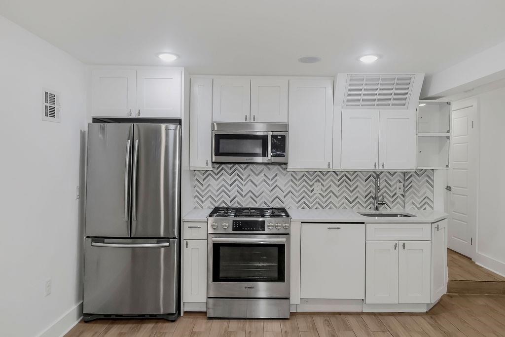104 HOPKINS AVE #1
