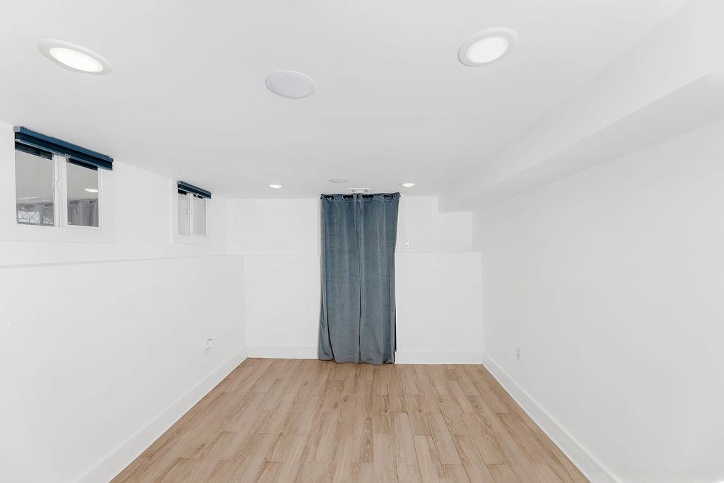 104 HOPKINS AVE #1