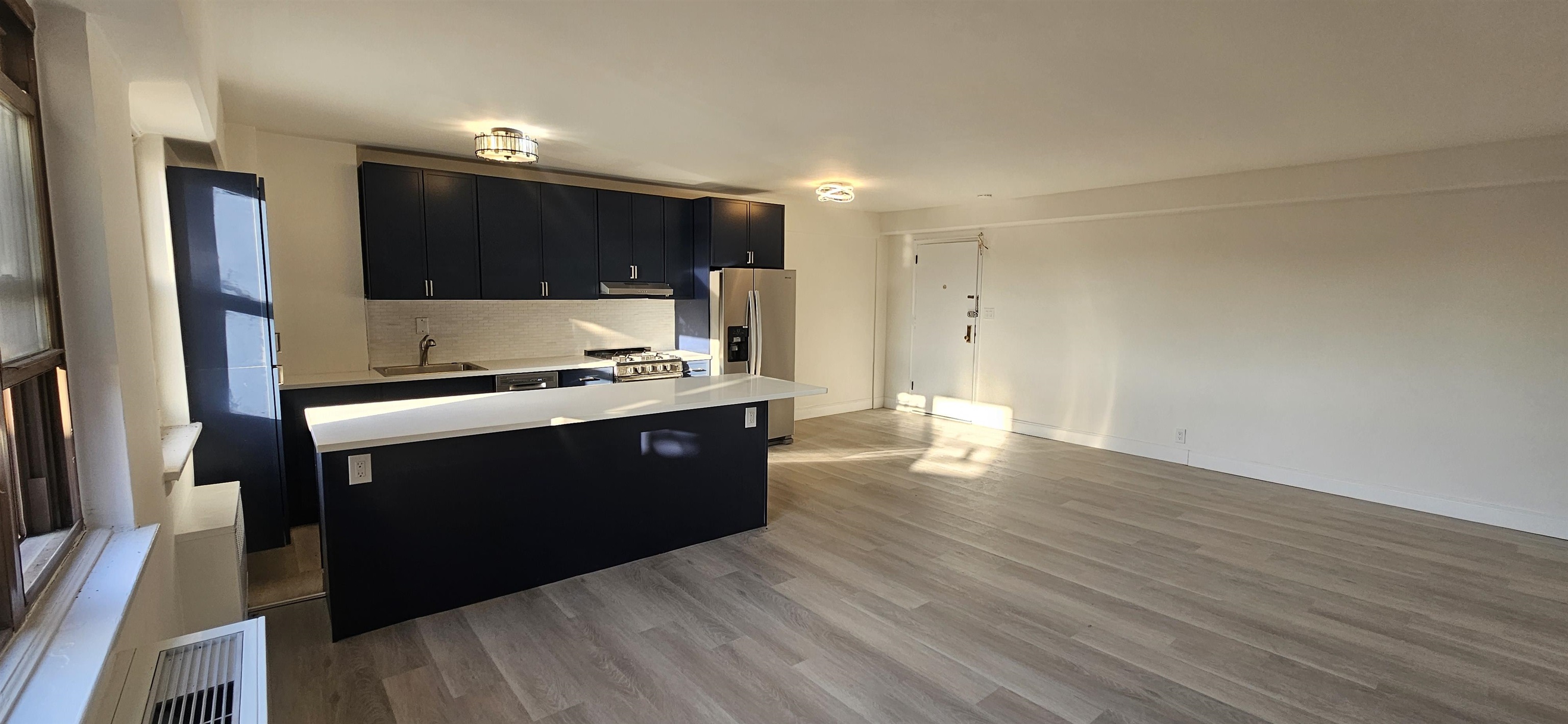 8800 BOULEVARD - Photo 3