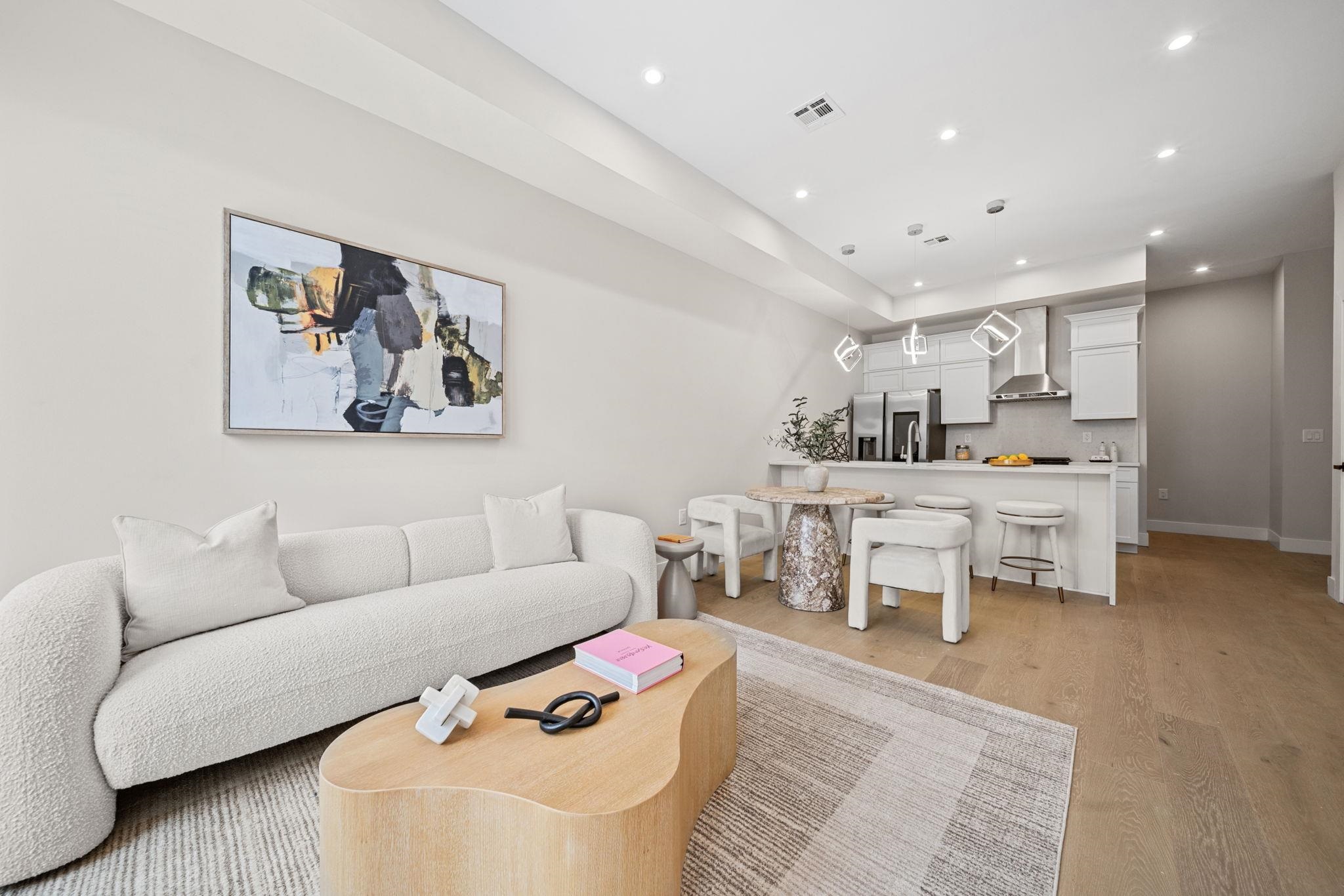 31 GRAHAM ST - Photo 1