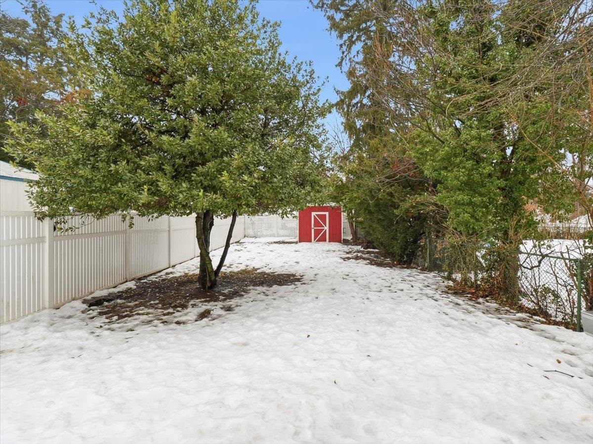 46 MAPLE ST - Photo 3