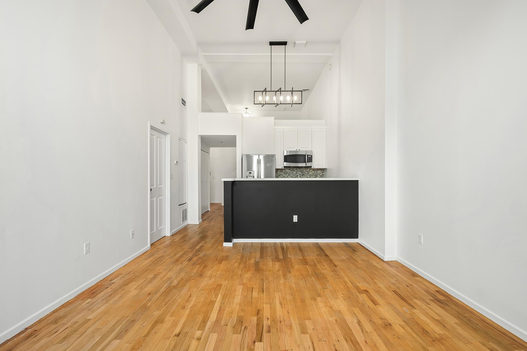 518-530 GREGORY AVE - Photo 4