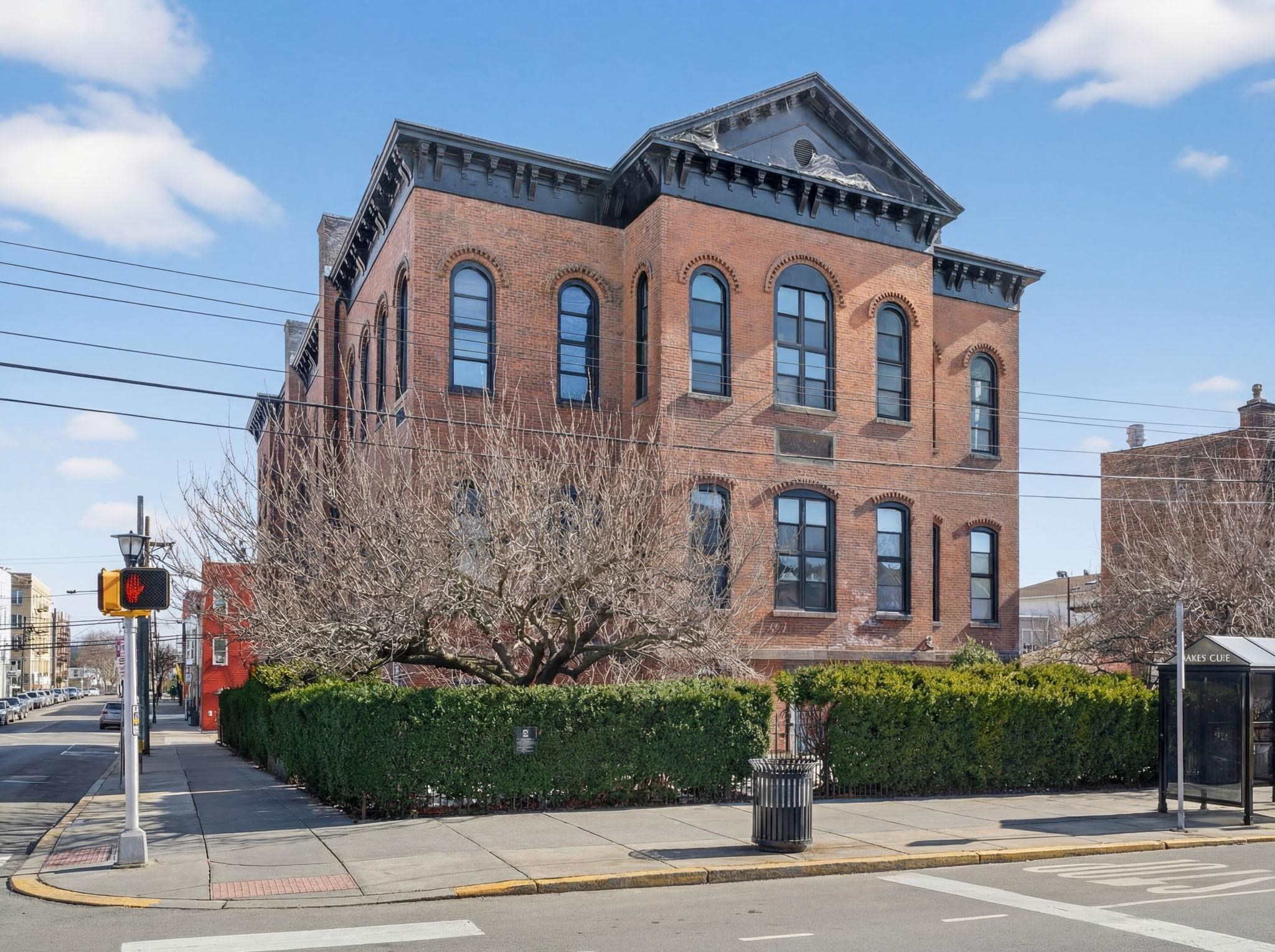 464 CENTRAL AVE - Photo 1