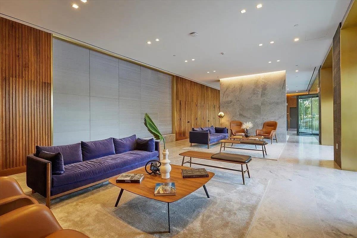 75 PARK LANE SOUTH #304