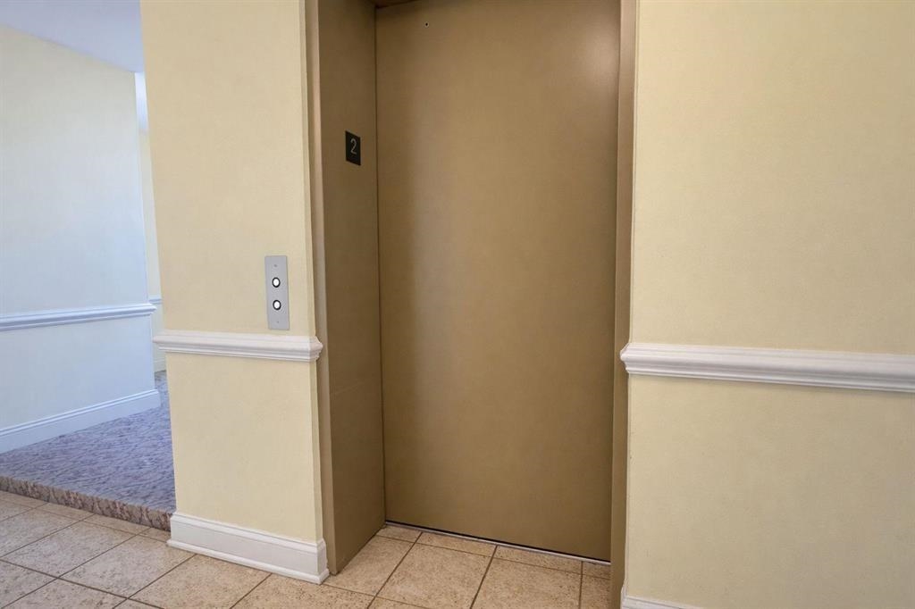 85 BROADWAY - Photo 2