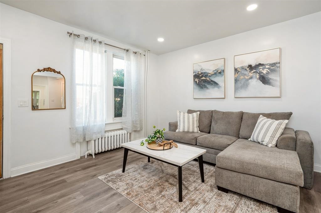 1309 86TH ST - Photo 1