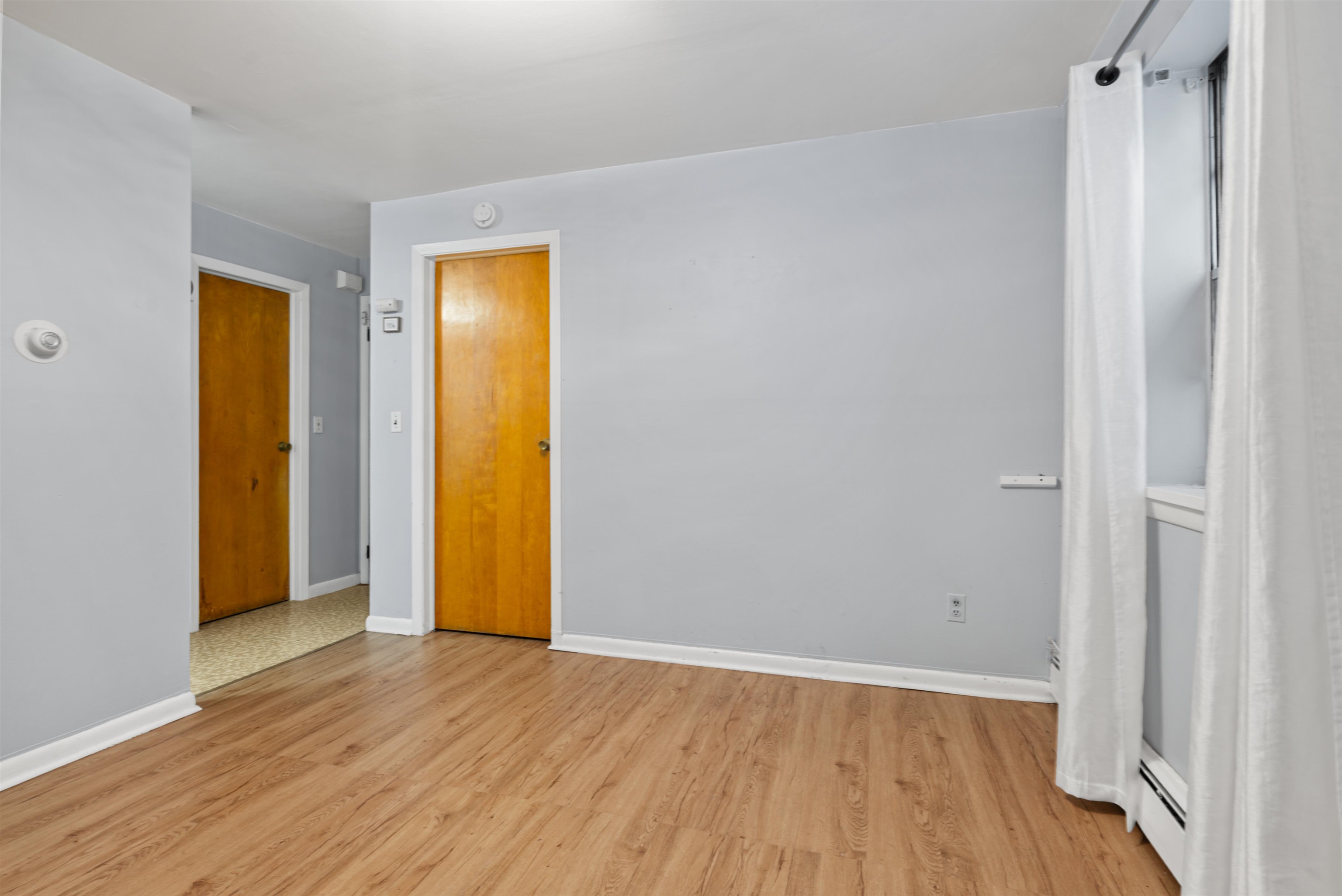 409 69TH ST - Photo 4