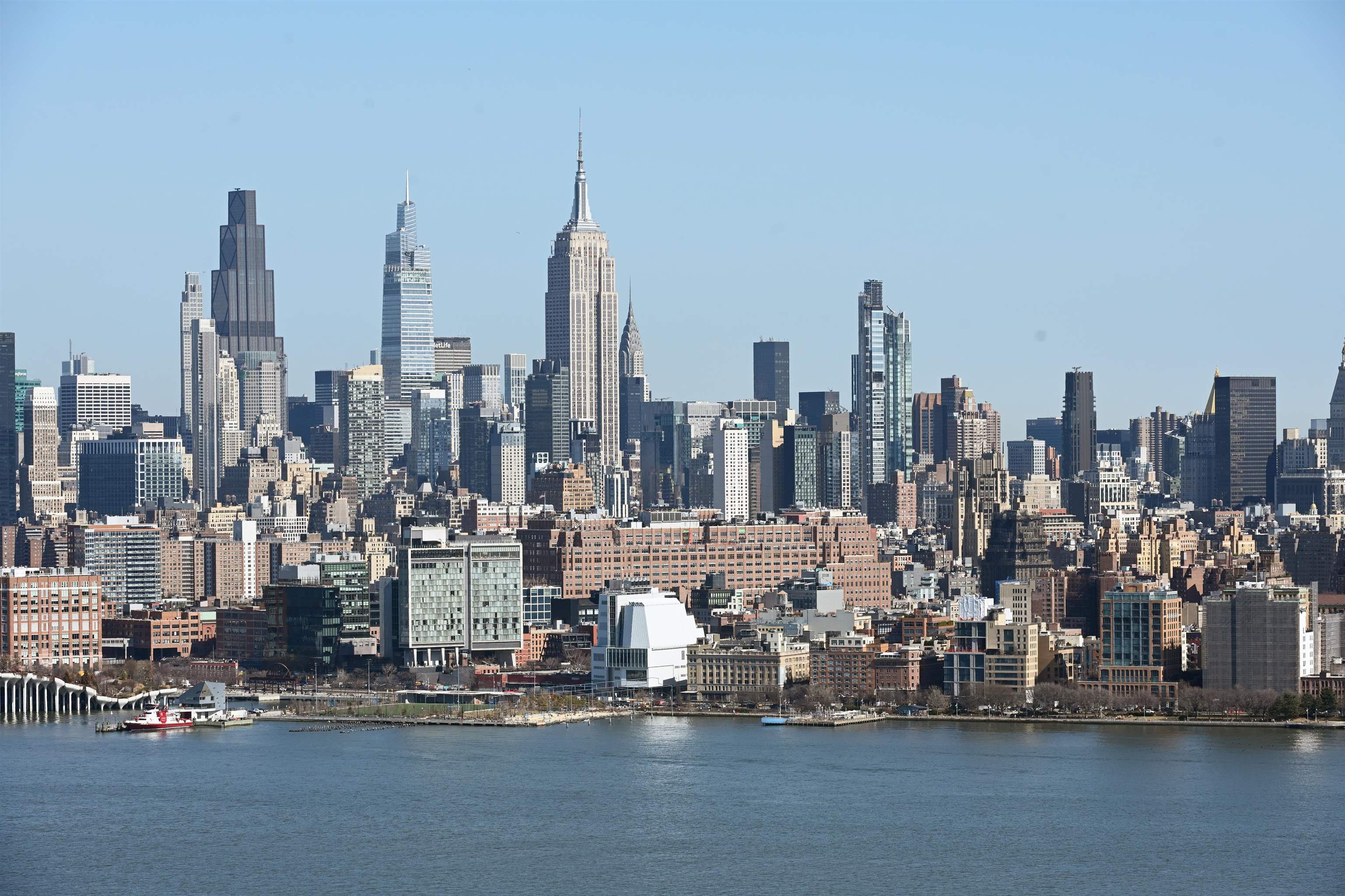 75 PARK LANE SOUTH #PH-3701