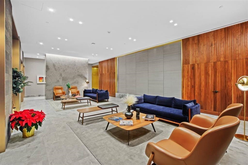 75 PARK LANE SOUTH #PH-3701