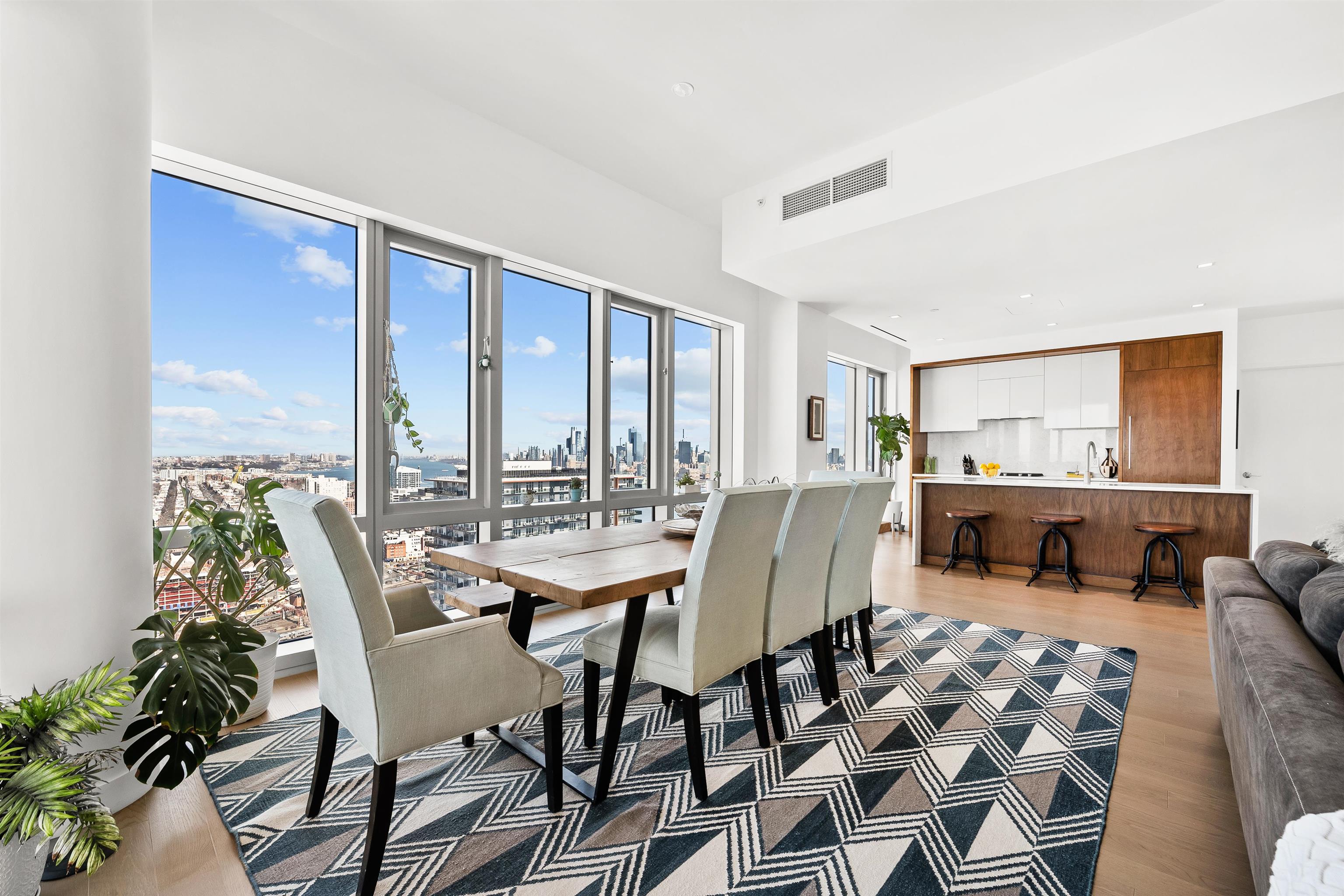 75 PARK LANE SOUTH #PH-3701