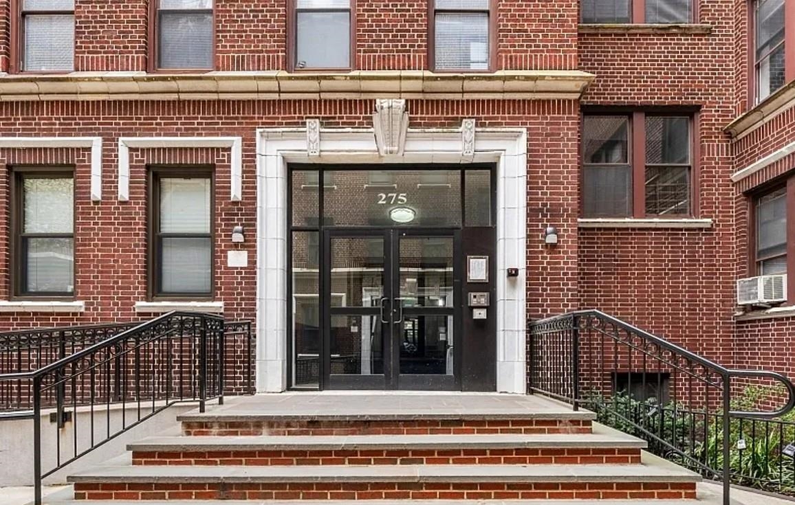 275 HARRISON AVE #B1