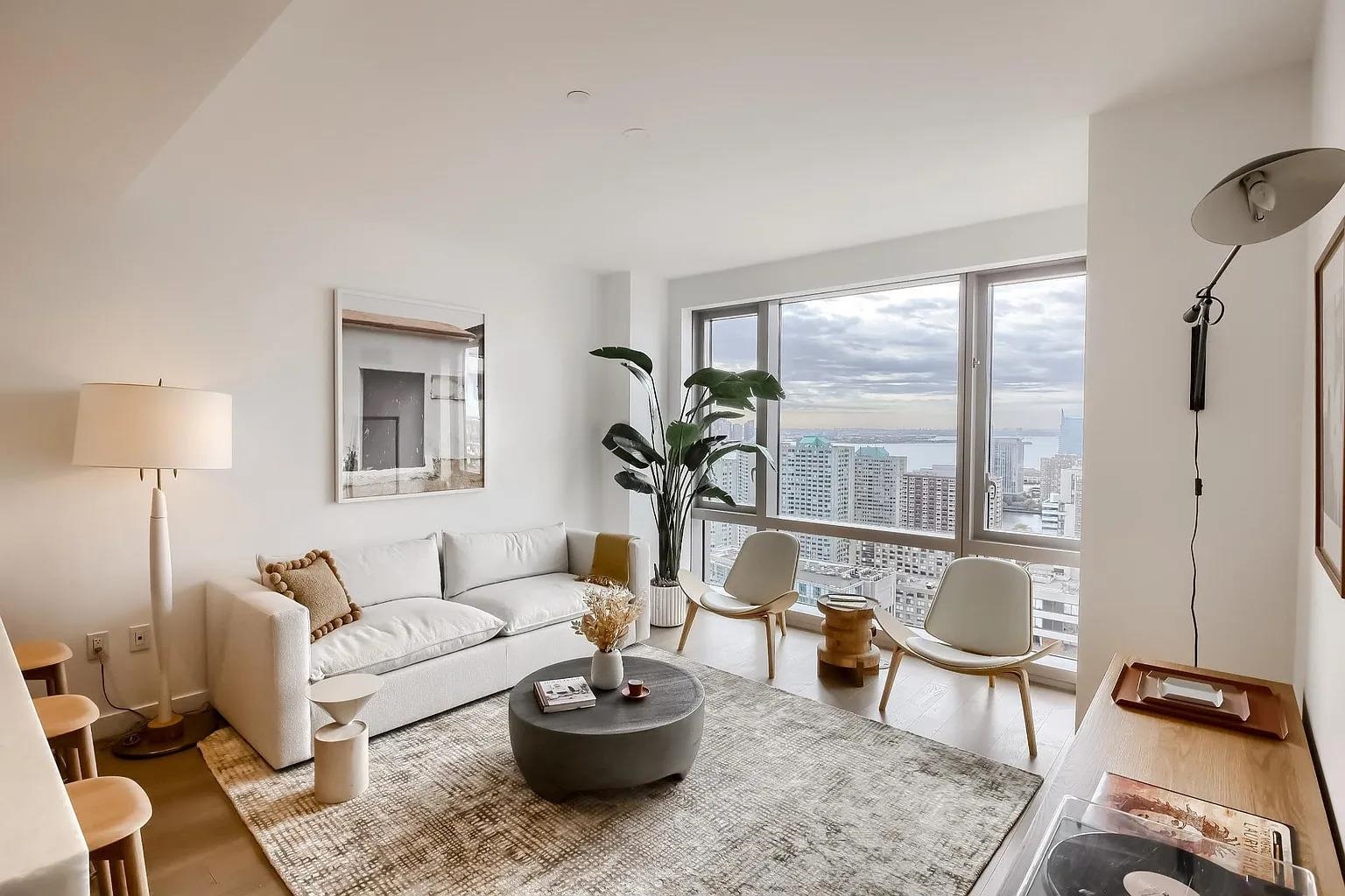 75 PARK LANE SOUTH #3305