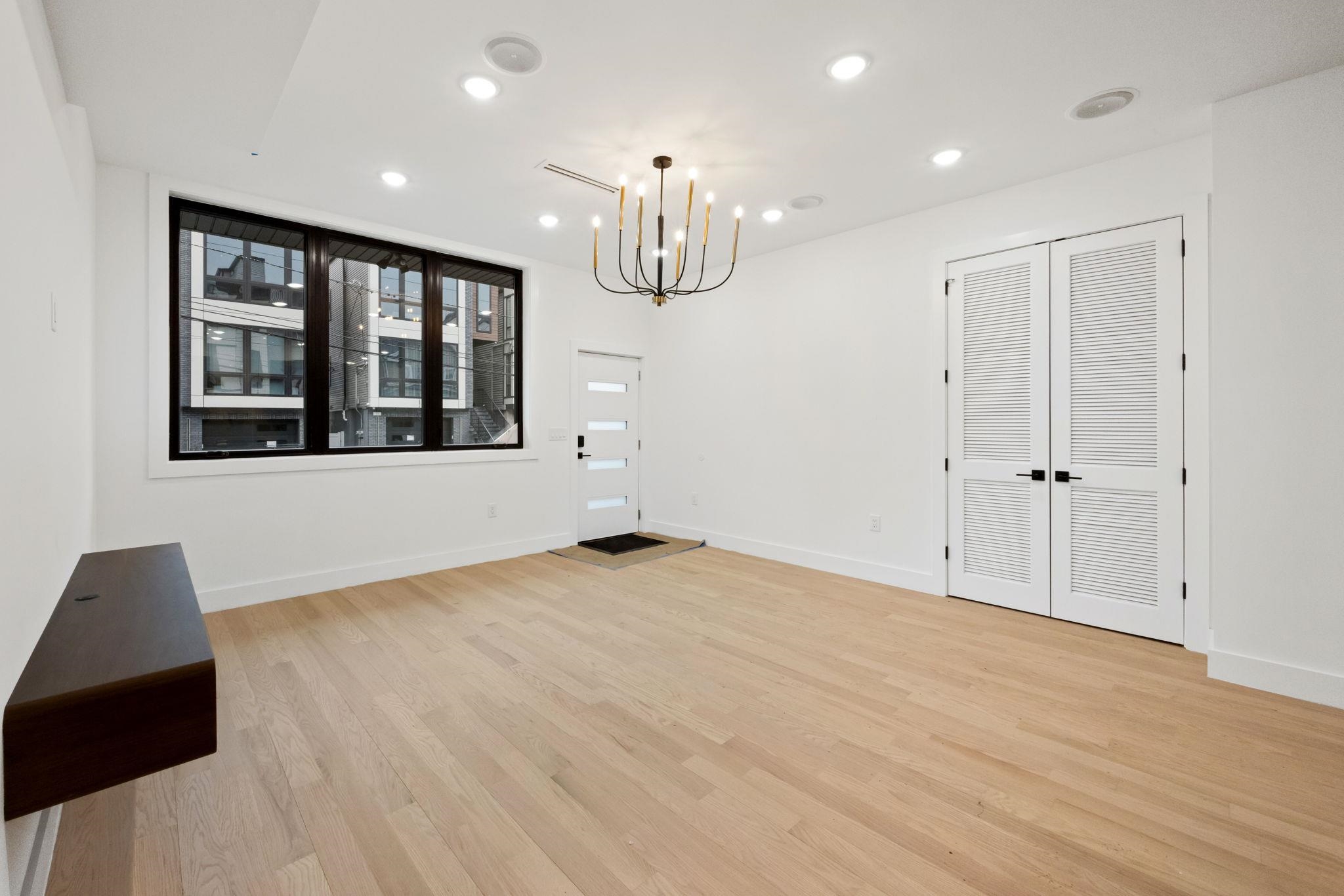 33 GRAHAM ST - Photo 5