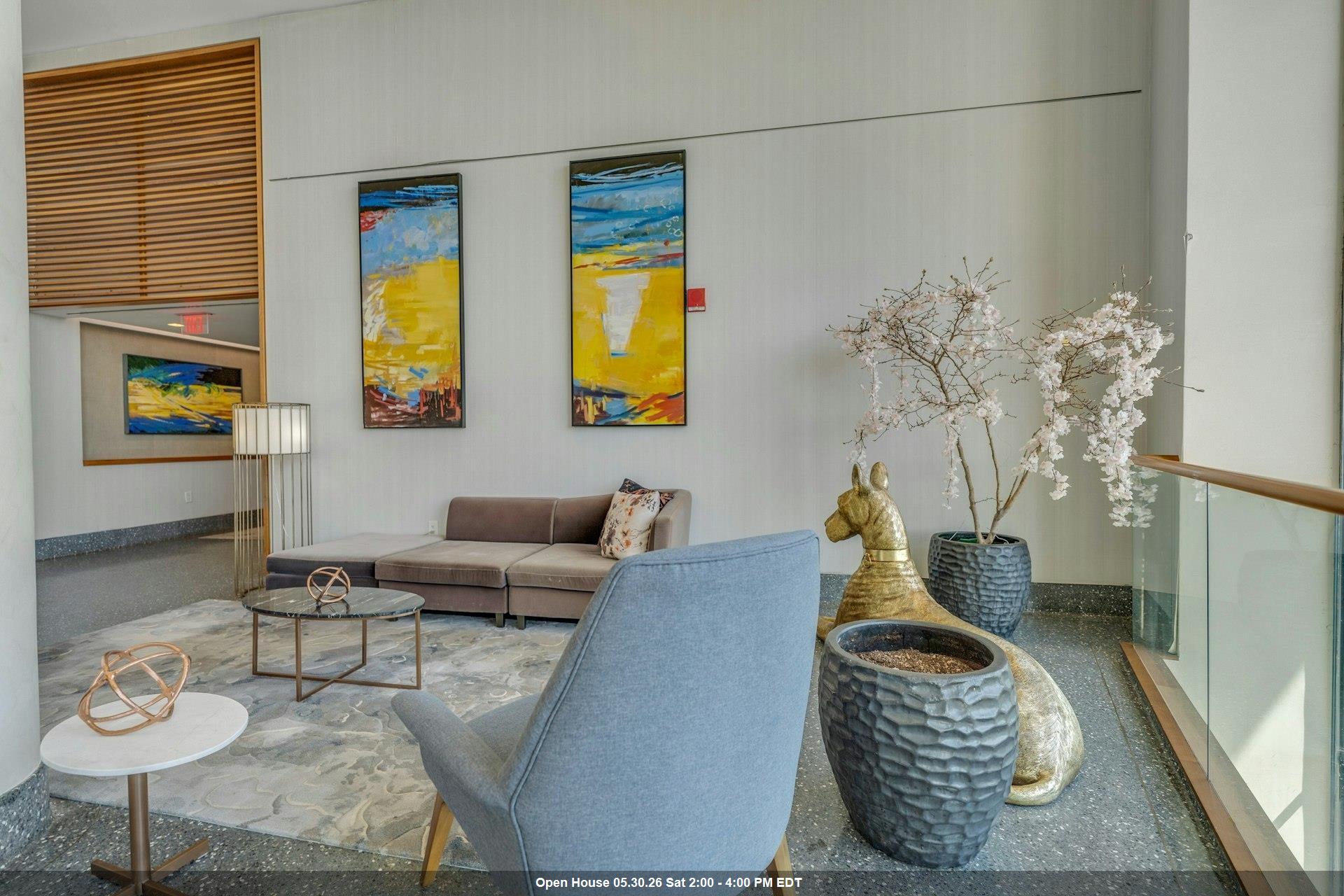 320 ADOLPHUS AVE - Photo 1