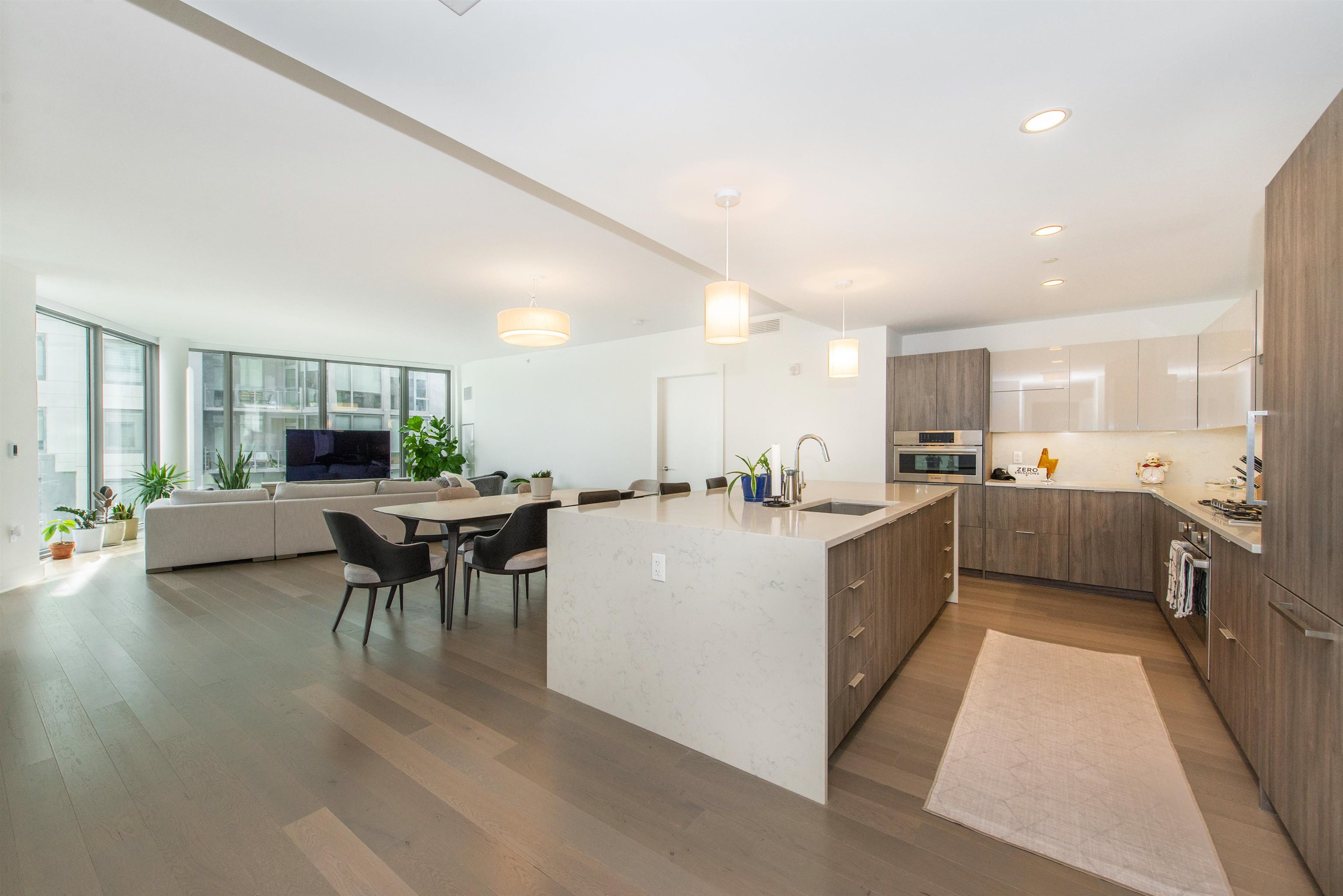 9 AVENUE AT PORT IMPERIAL #810