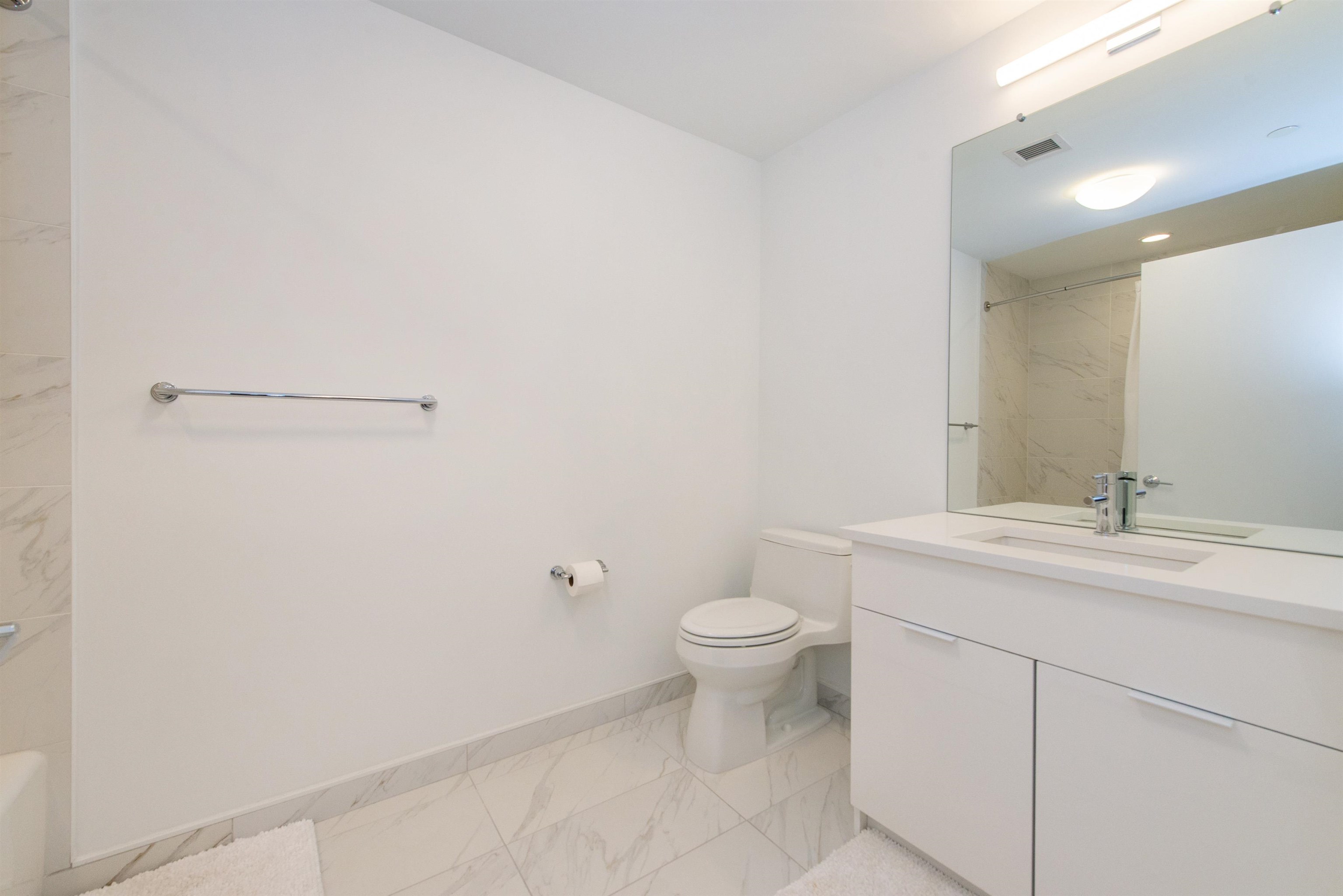 9 AVENUE AT PORT IMPERIAL #810