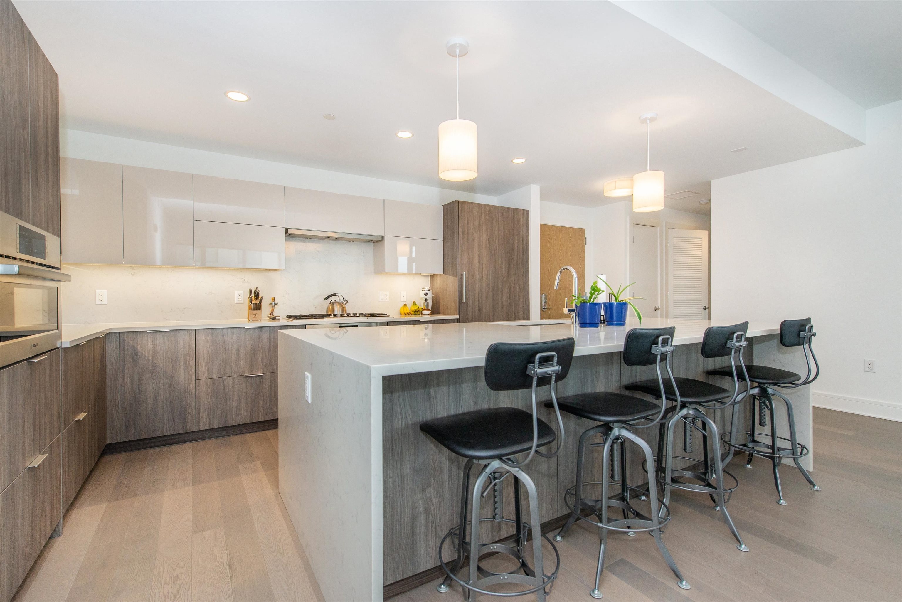 9 AVENUE AT PORT IMPERIAL #810