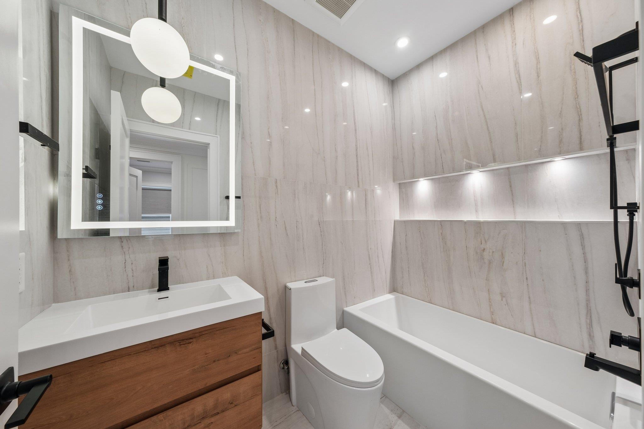 183 ZABRISKIE ST #3