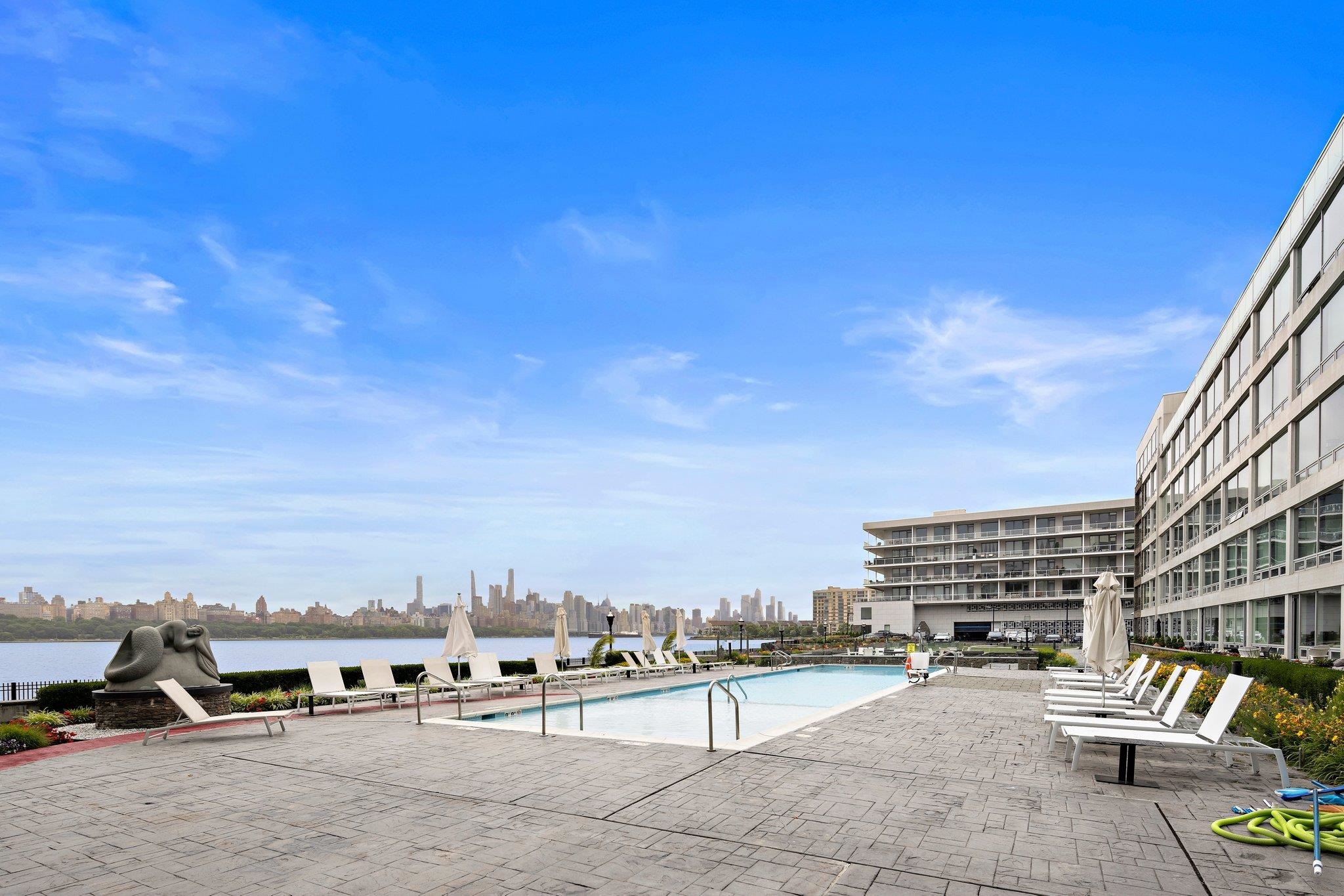 9 SOMERSET LANE #501