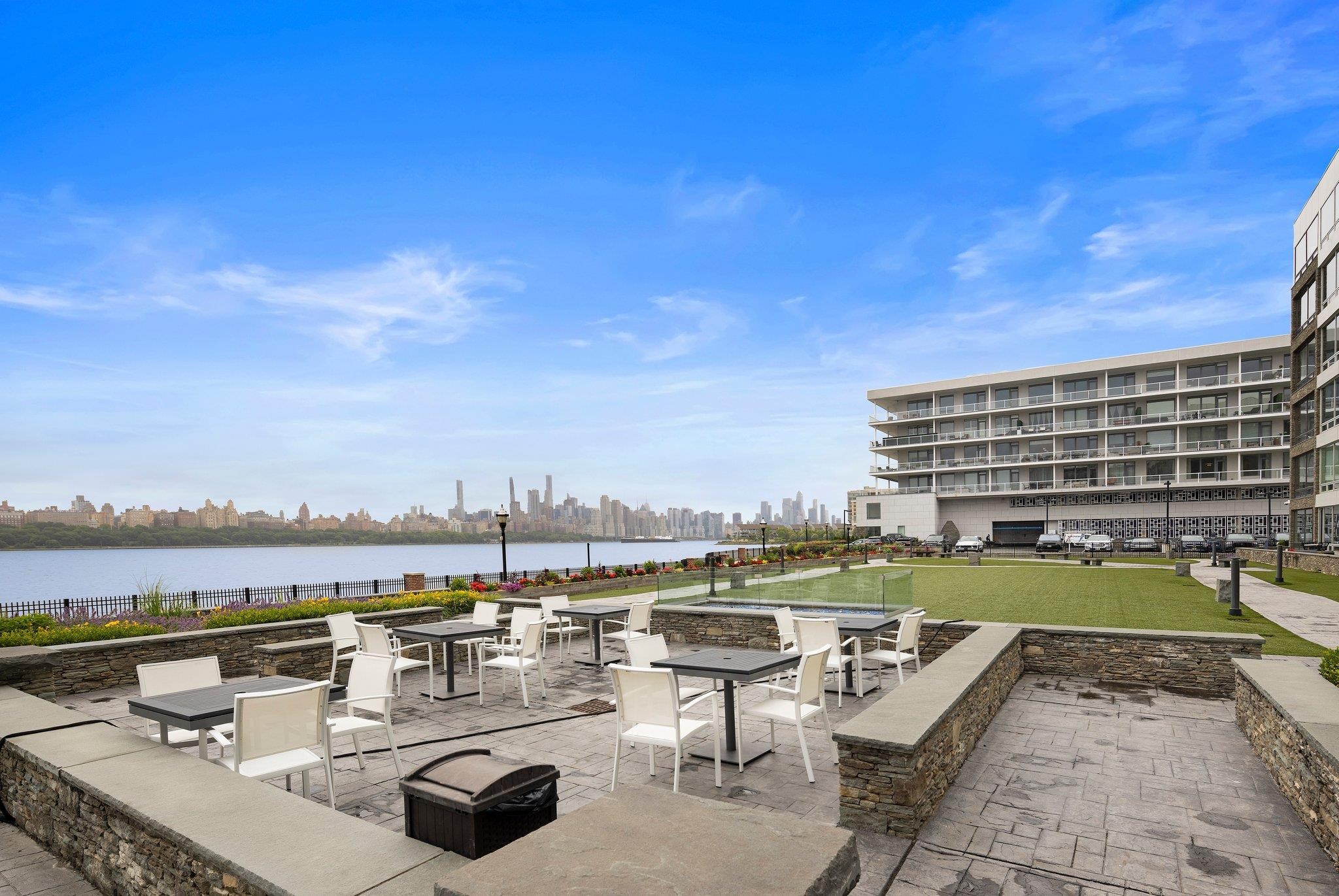 9 SOMERSET LANE #501