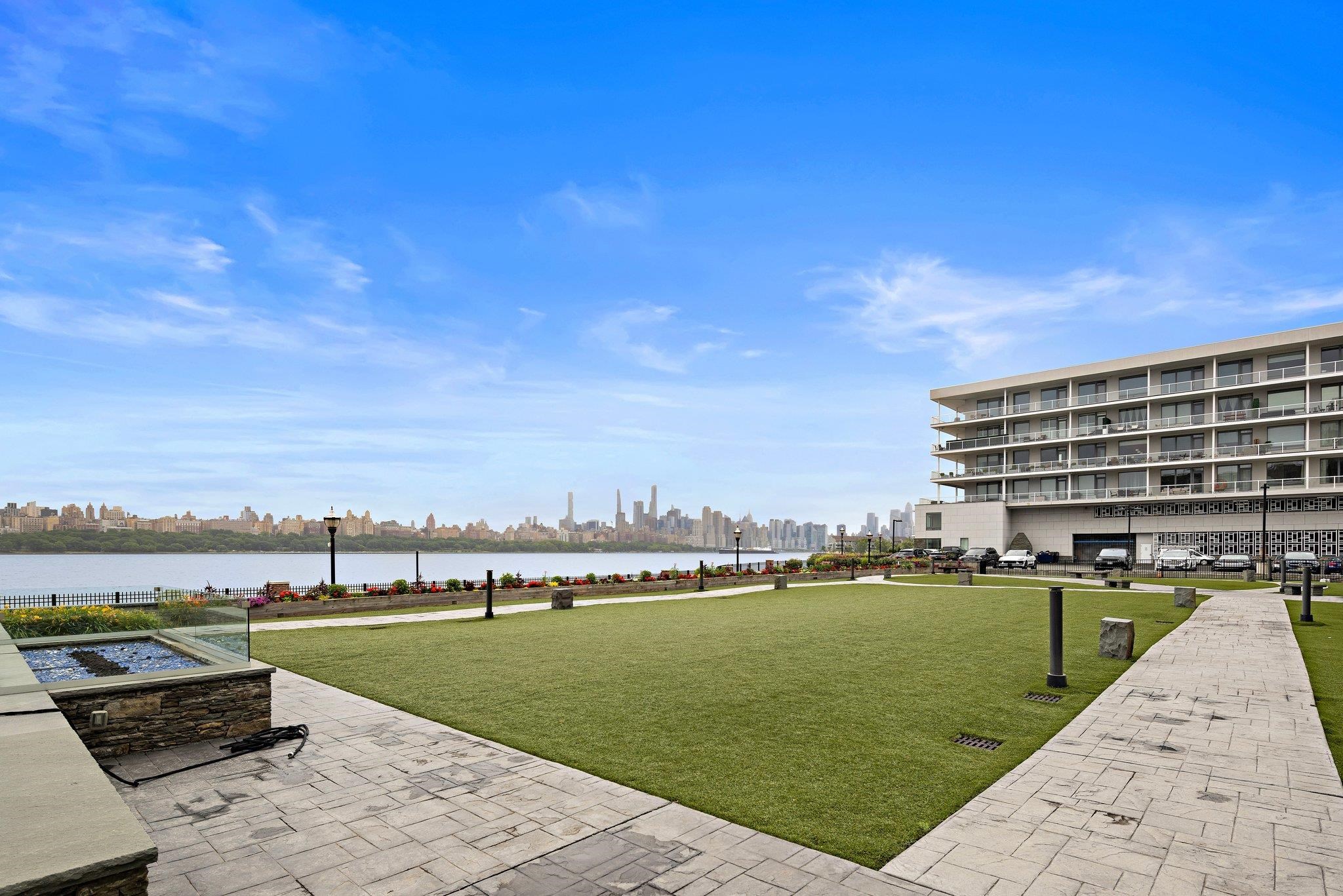 9 SOMERSET LANE #501