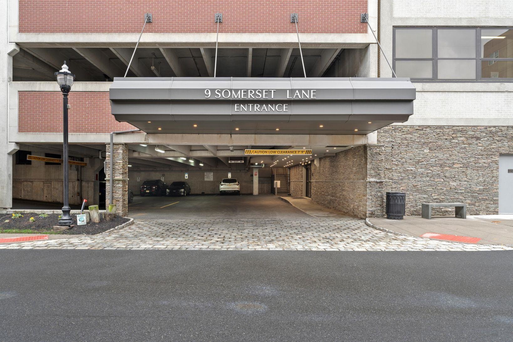 9 SOMERSET LANE #501