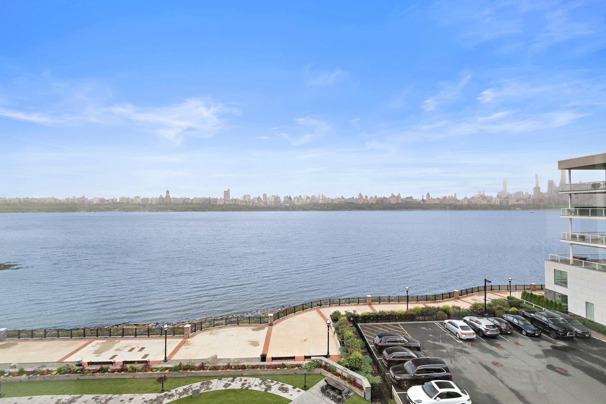 9 SOMERSET LANE #501