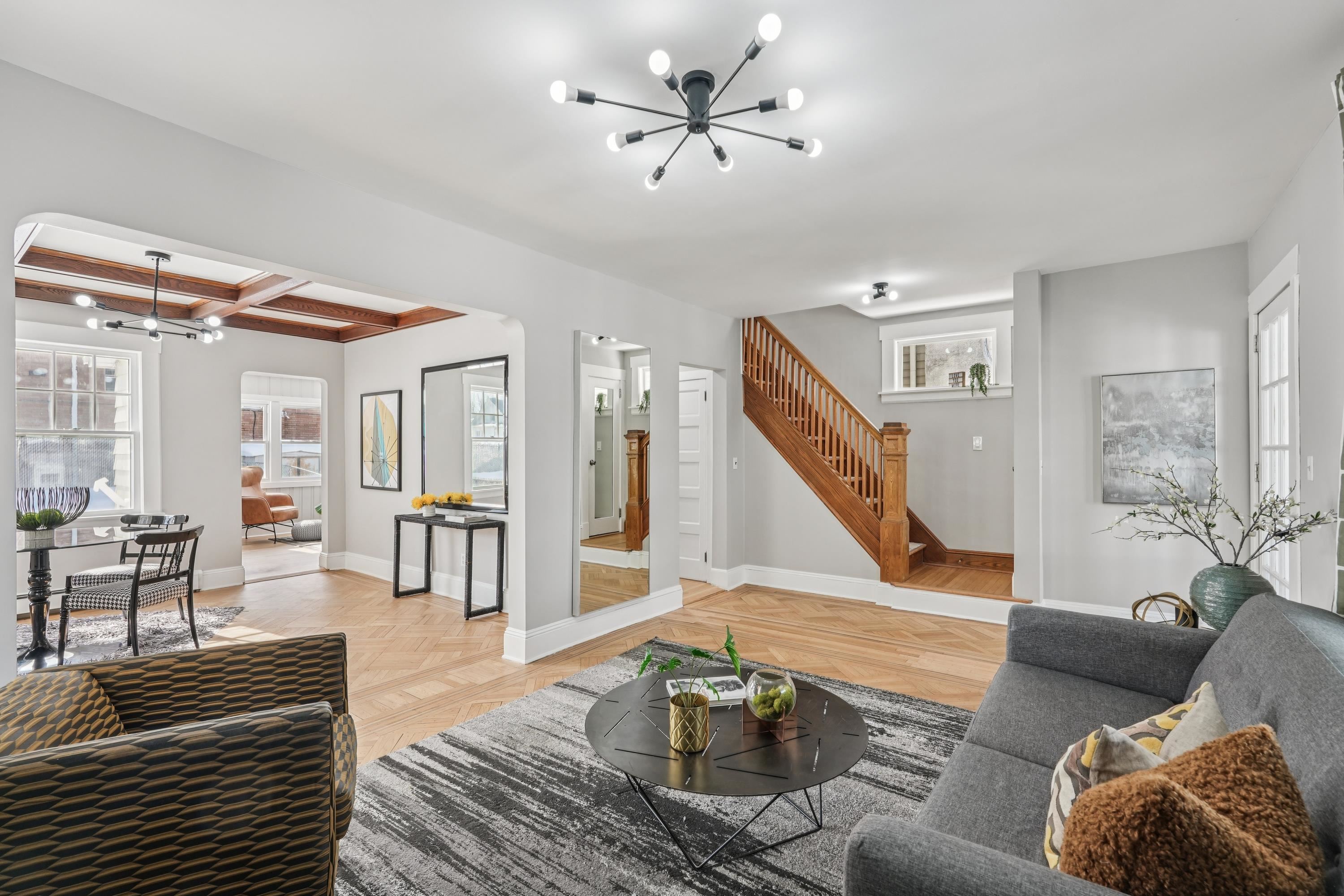 201 PRESTON ST - Photo 1