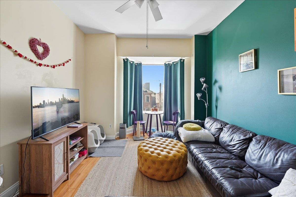 100 LEONARD ST #3L