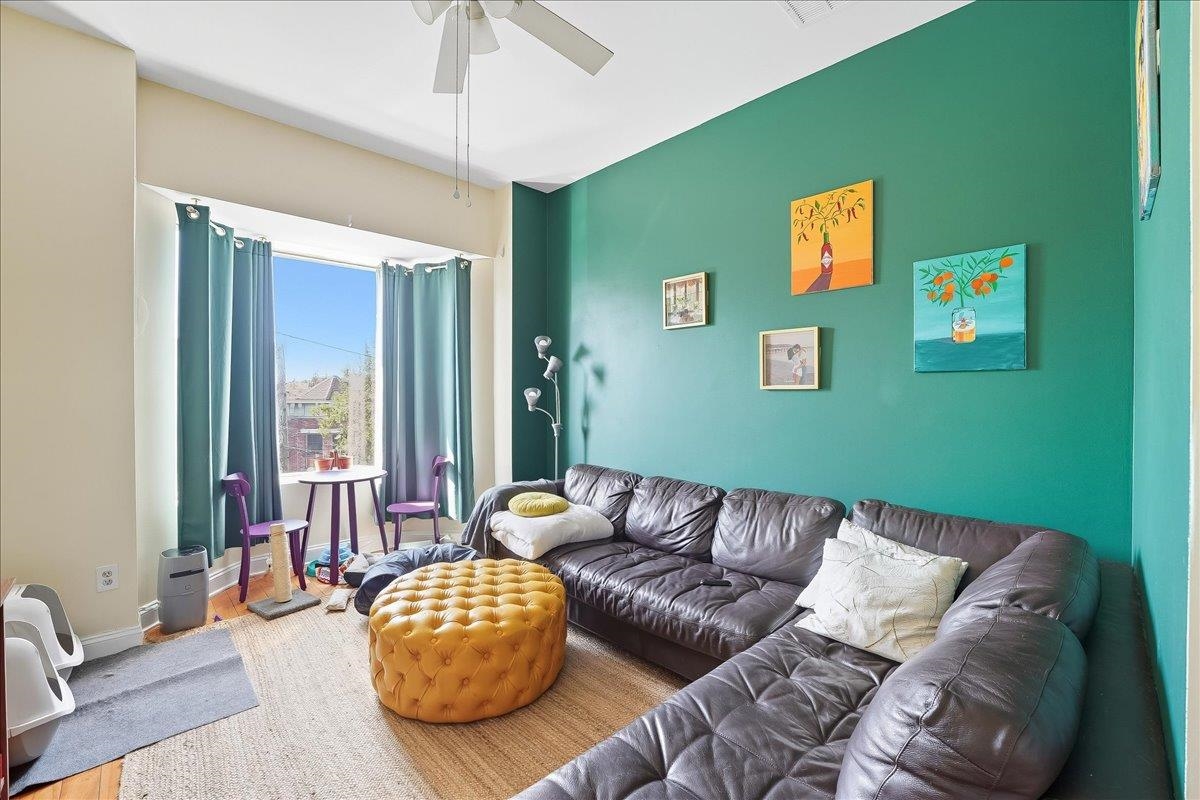 100 LEONARD ST #3L