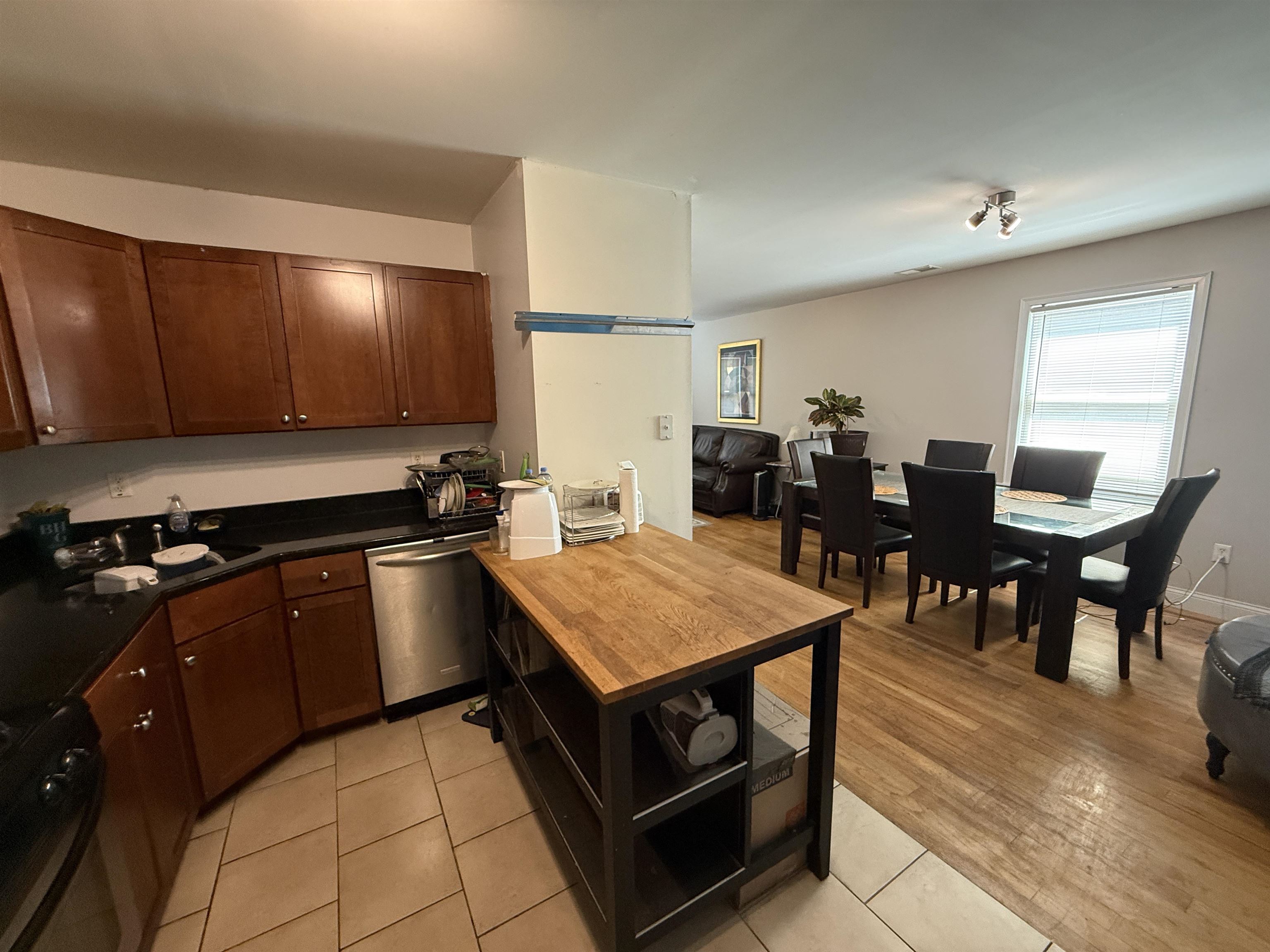 85 OAKLAND AVE - Photo 2