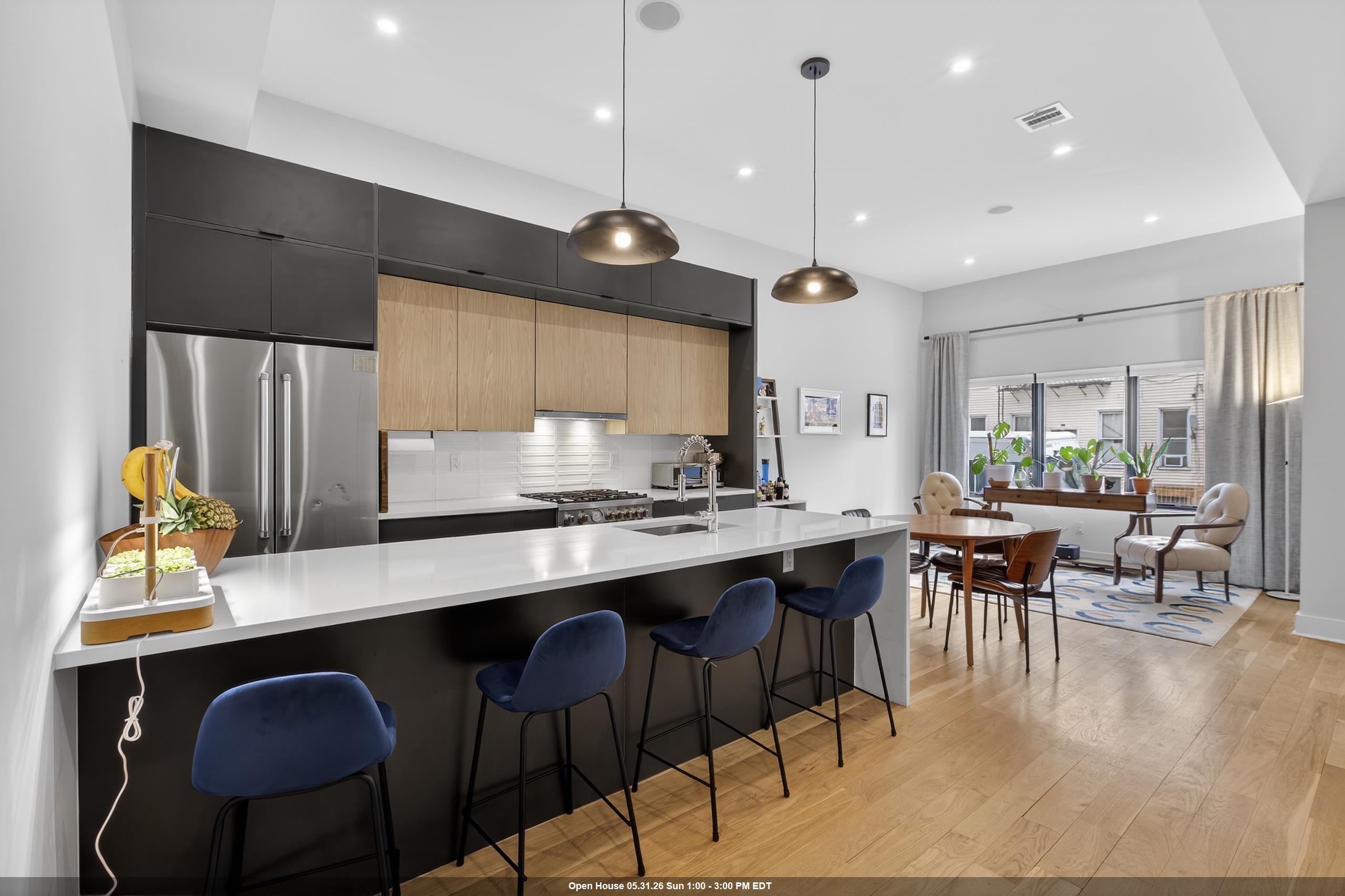 69 HANCOCK AVE - Photo 1