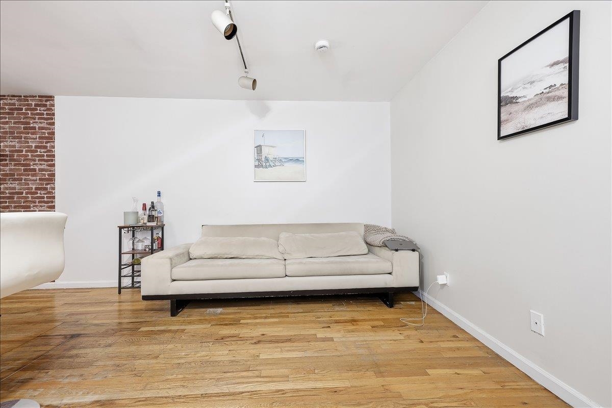 3315 PLEASANT AVE - Photo 5