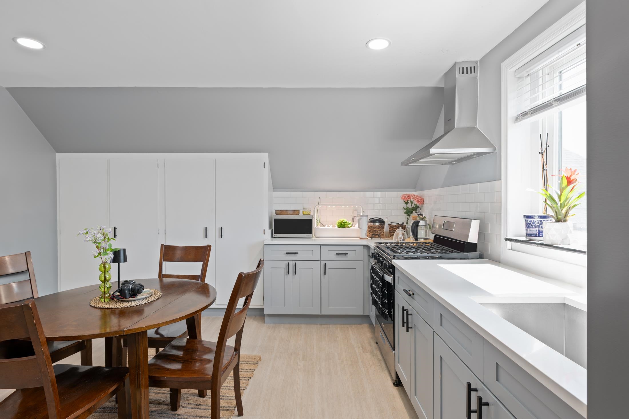 3912 LIBERTY AVE - Photo 5