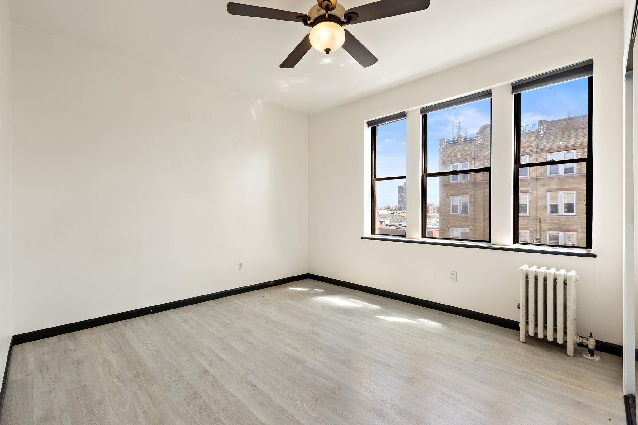 6601 BROADWAY #D7